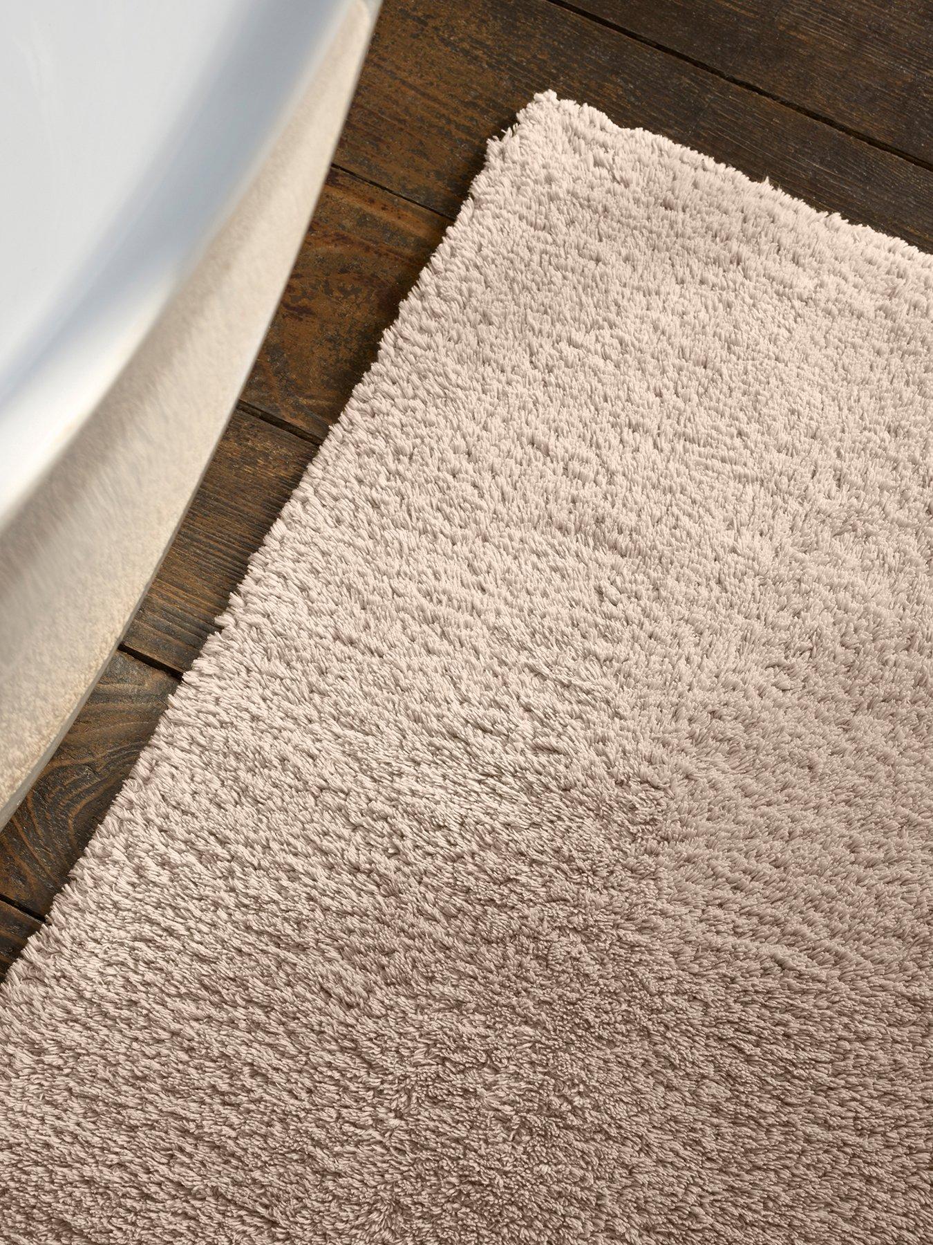 Christy Reversible Plush Pile Bath Rug