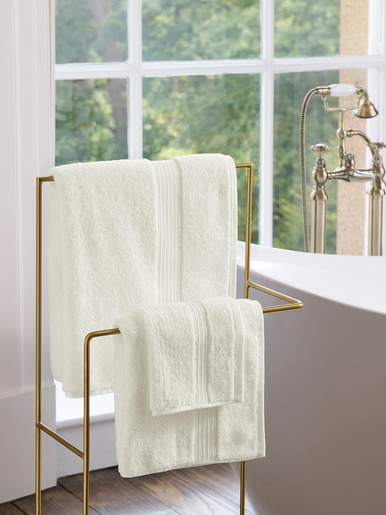 Christy Supreme Hygro Towel Range Almond