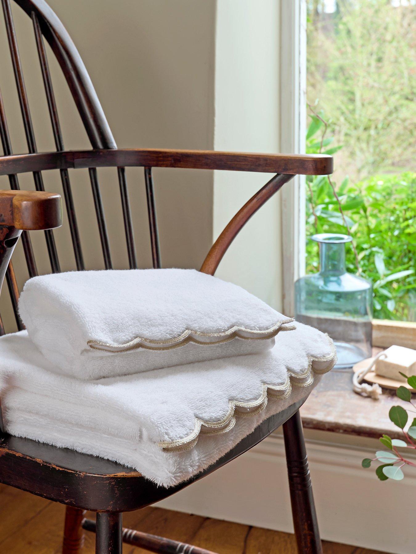 Christy Scallop Edge Towel Range
