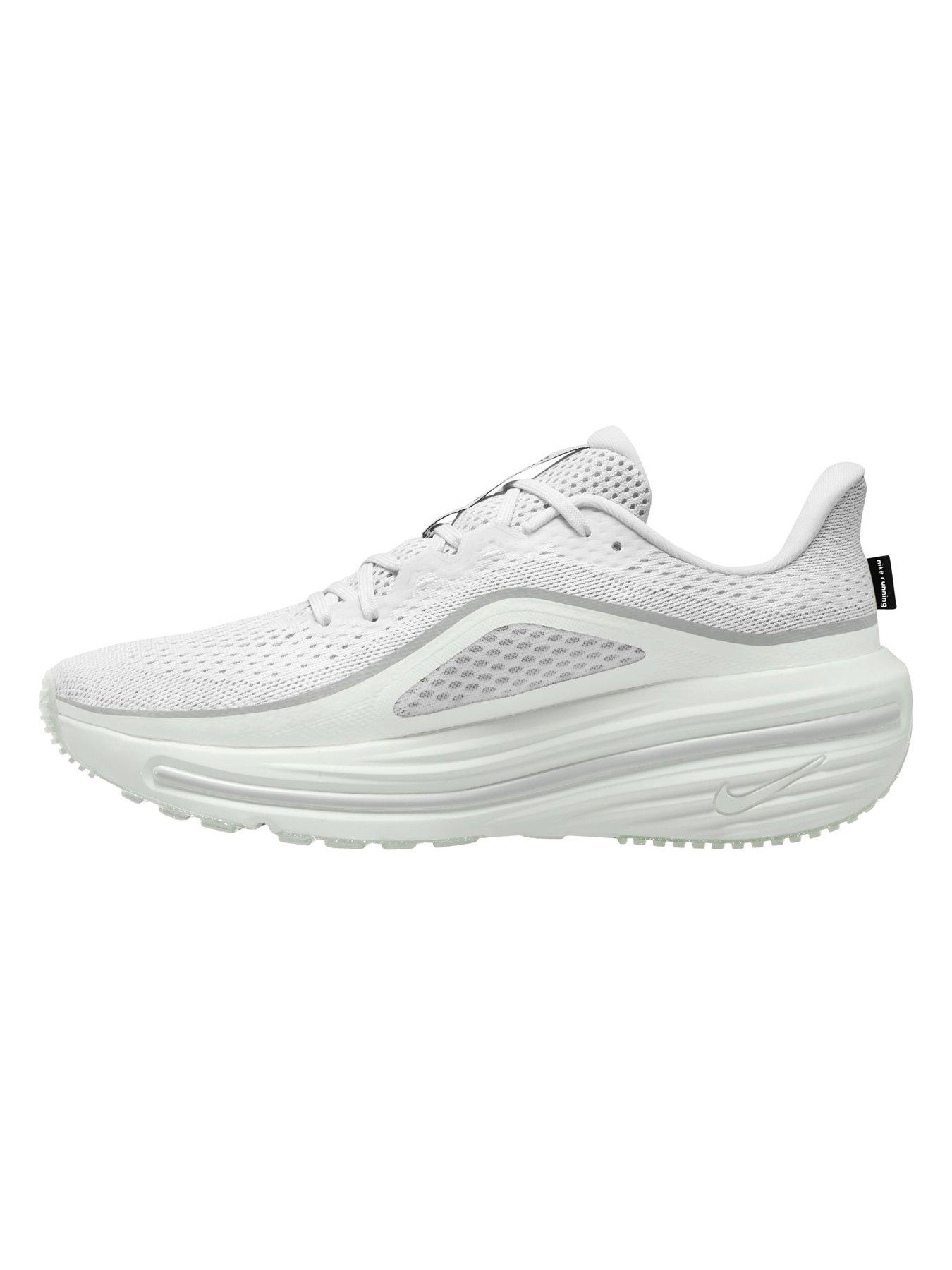 Image 4 of 4 of Nike Mens Running Winflo 12 Trainers - White