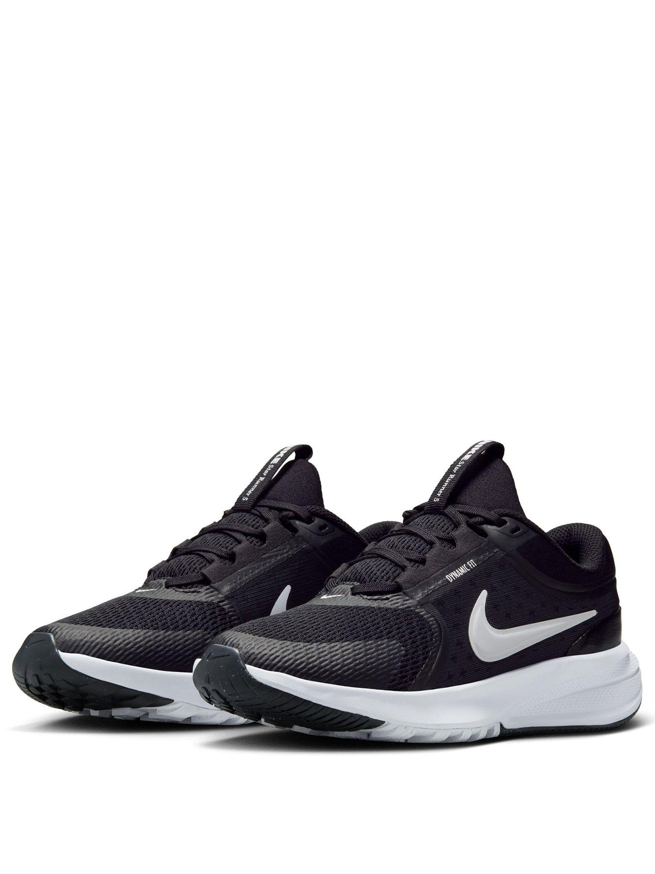 nike-big-kids-star-runner-5-running-trainers-blackwhitestillFront