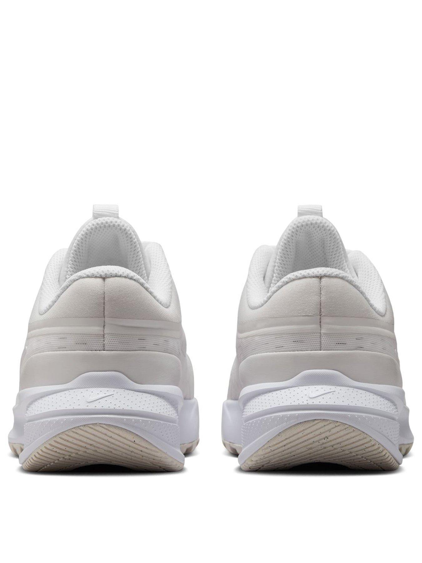 nike-big-kids-star-runner-5-running-trainers-whiteback