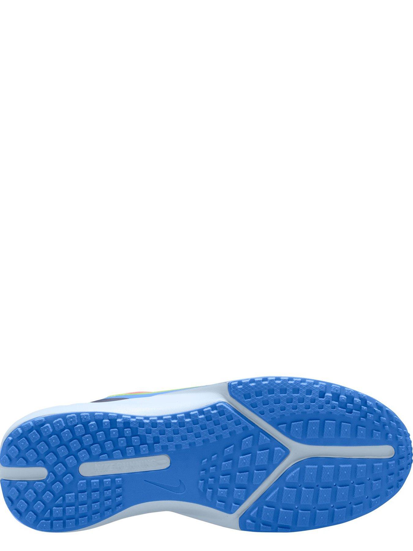 Image 3 of 4 of Nike Junior Sonic Fly Trainers - Black