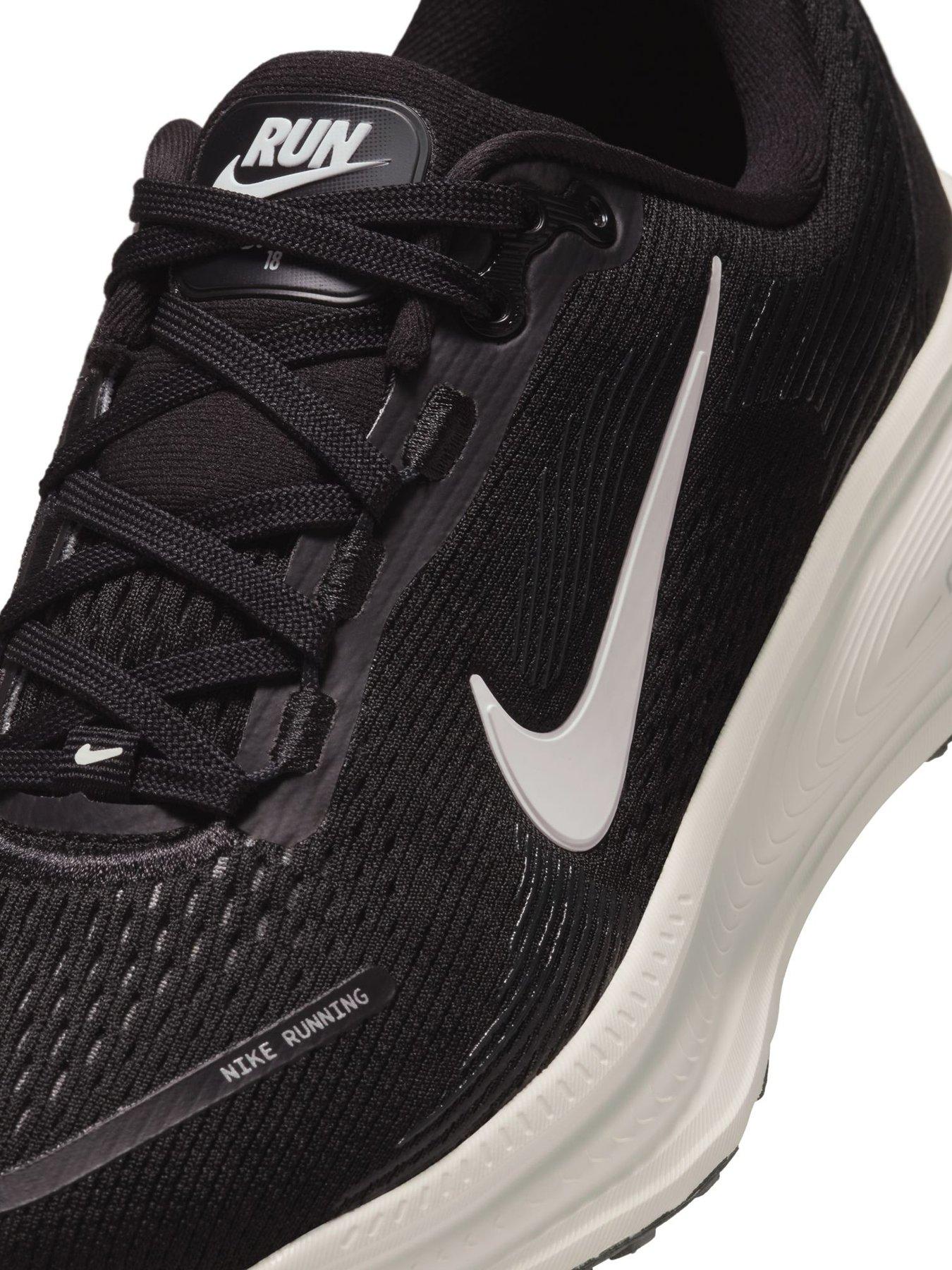 Image 7 of 7 of Nike Junior Vomero 18 Trainers - Black