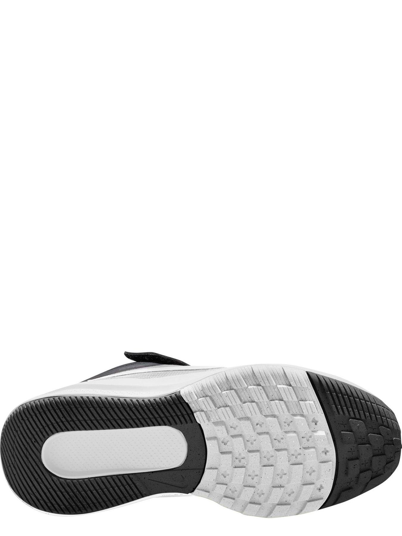 Image 5 of 8 of Nike Little Kids Star Runner 5 Running Trainers - Black/White