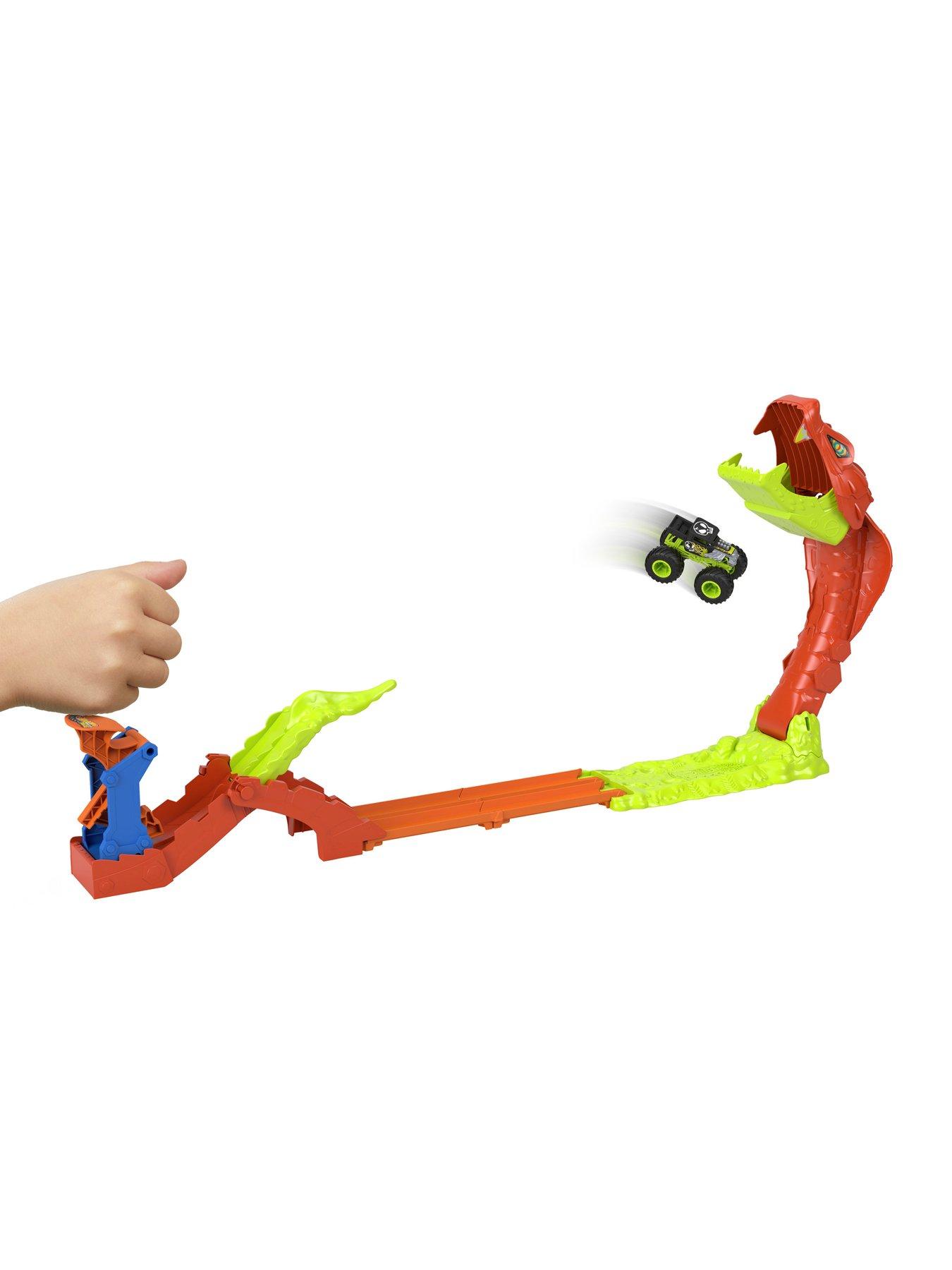 Image 3 of 5 of Hot Wheels Monster Trucks Snake Slam Takedown Playset - Bone Shaker