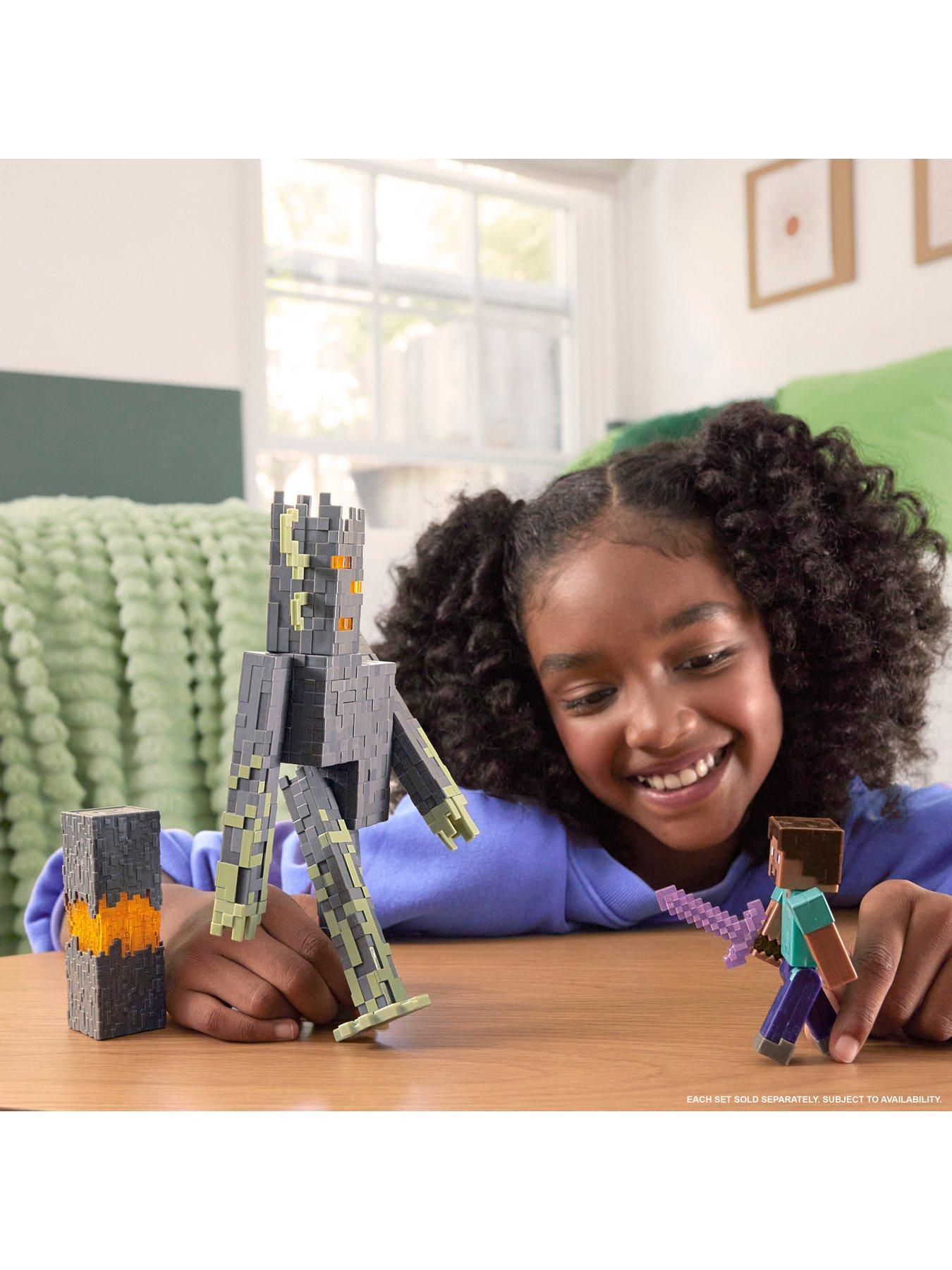 minecraft-the-creaking-action-figurestillFront