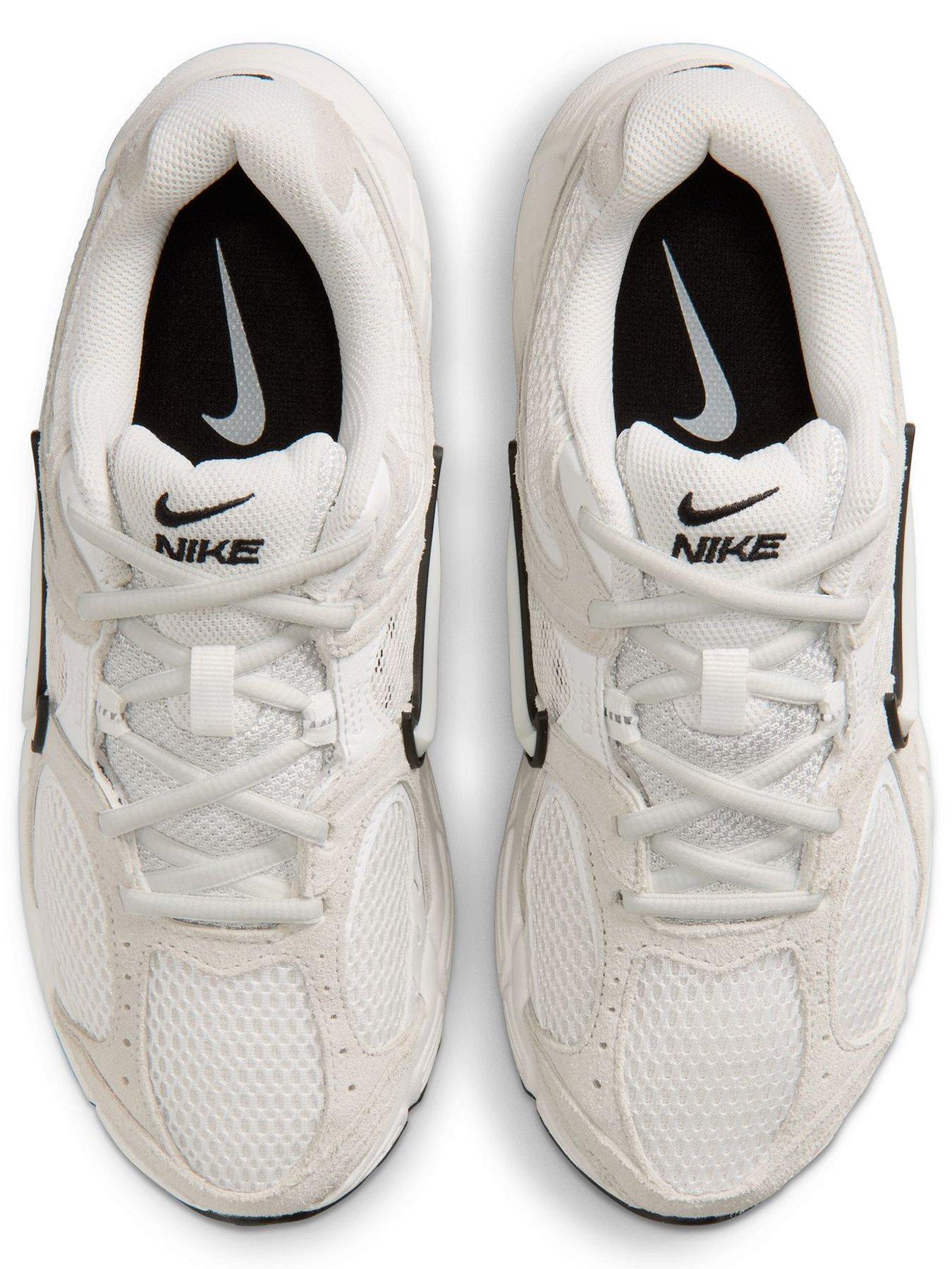 Image 4 of 7 of Nike Womens V5 RNR Trainers - White