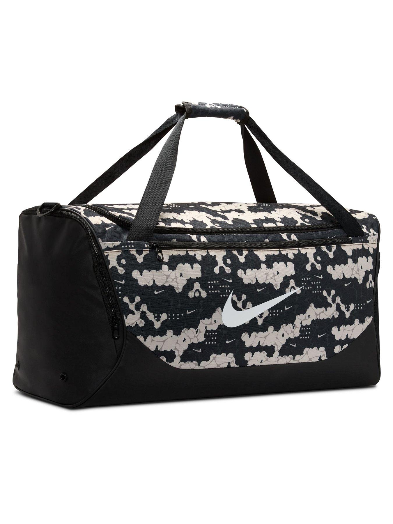 nike-unisex-training-medium-brasilia-duffel-bag-blackwhiteoutfit
