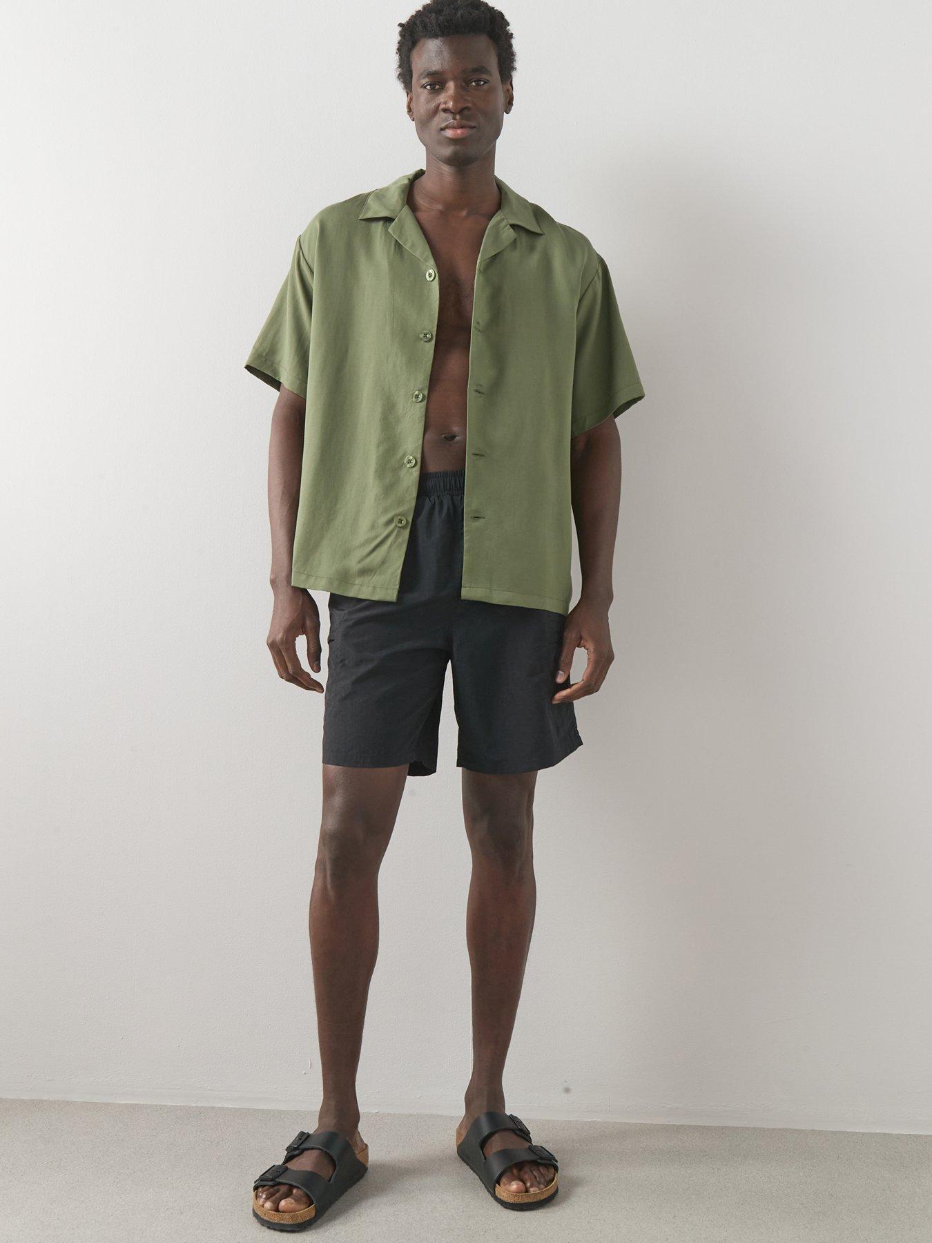 the-very-collection-cargo-swim-shorts-blackback