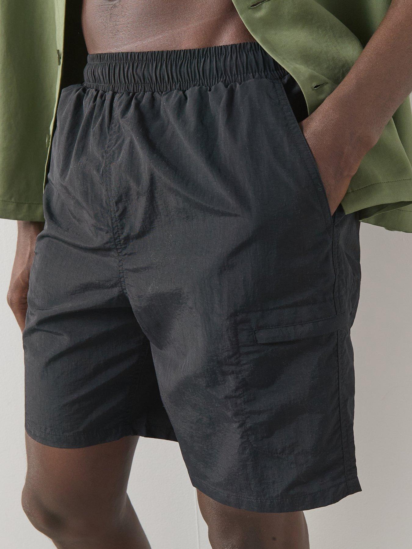 the-very-collection-cargo-swim-shorts-blackoutfit