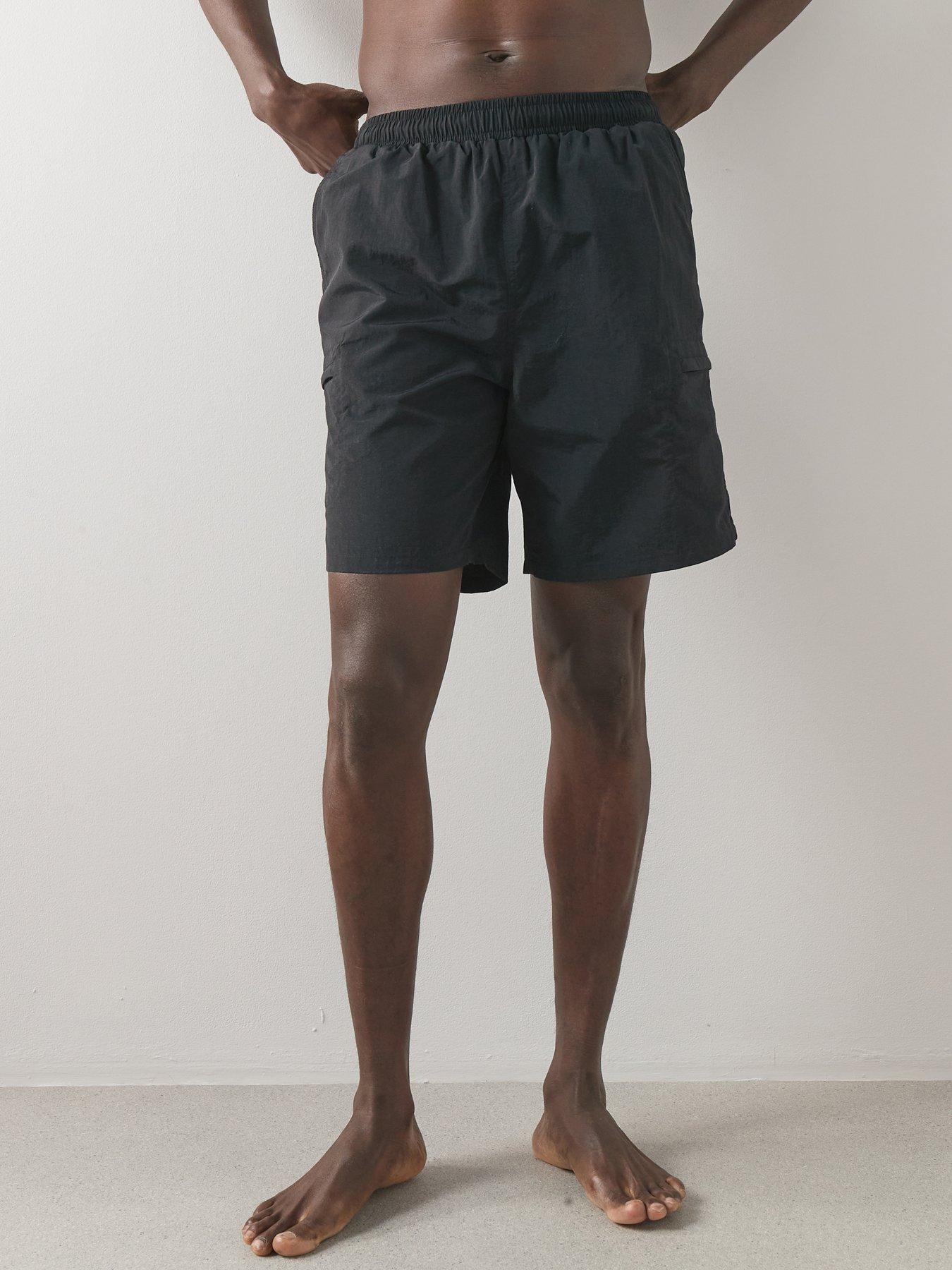 the-very-collection-cargo-swim-shorts-blackdetail