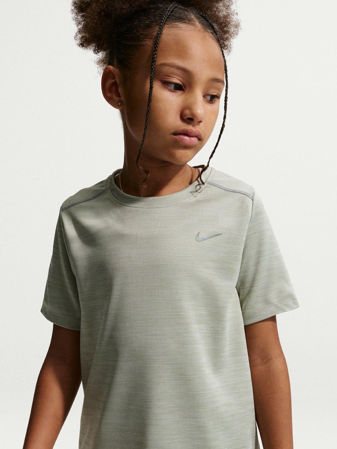 nike-junior-boys-dri-fit-short-sleeve-top-greenoutfit