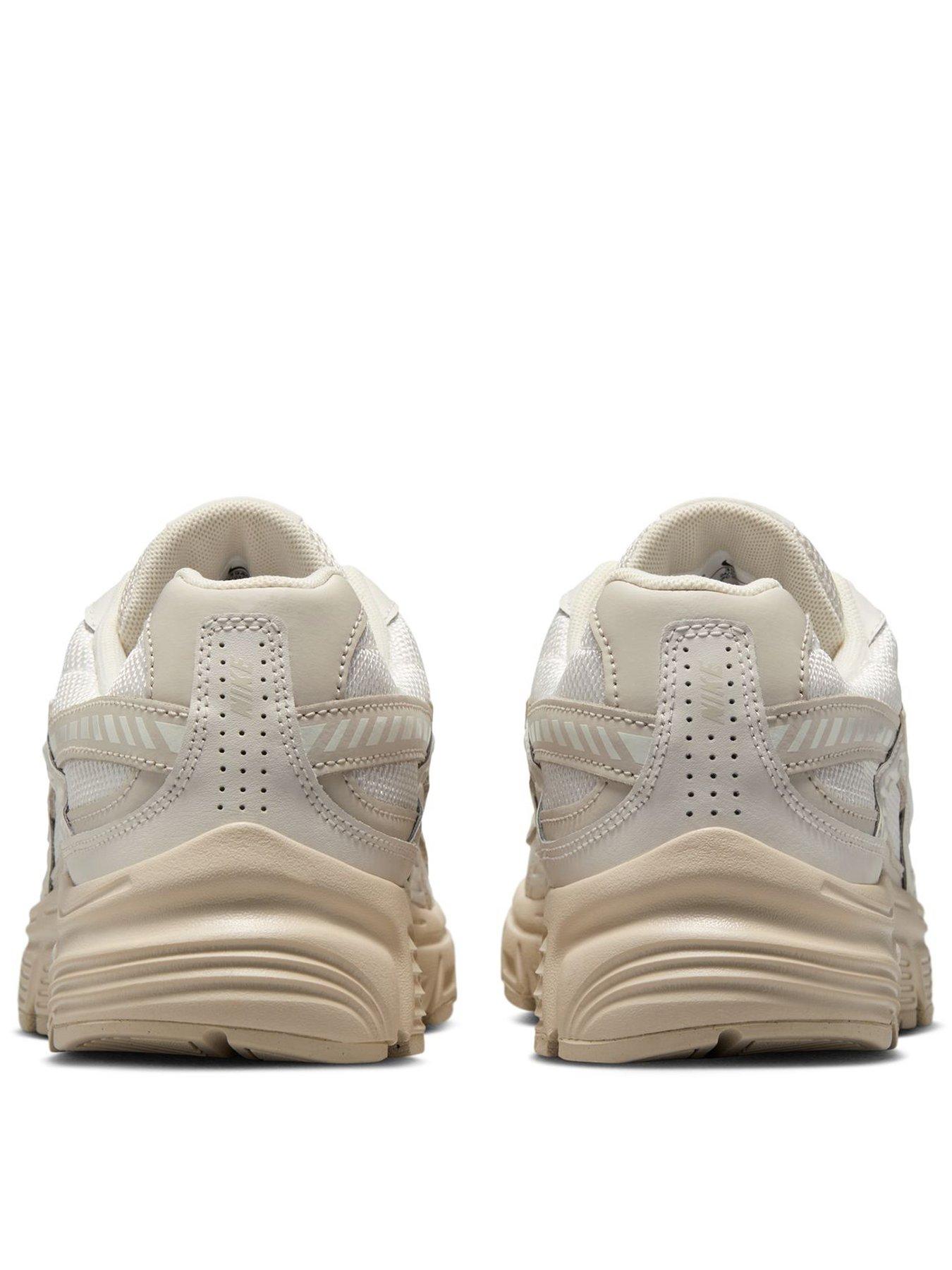 Image 3 of 7 of Nike Women's Initiator Trainers - White