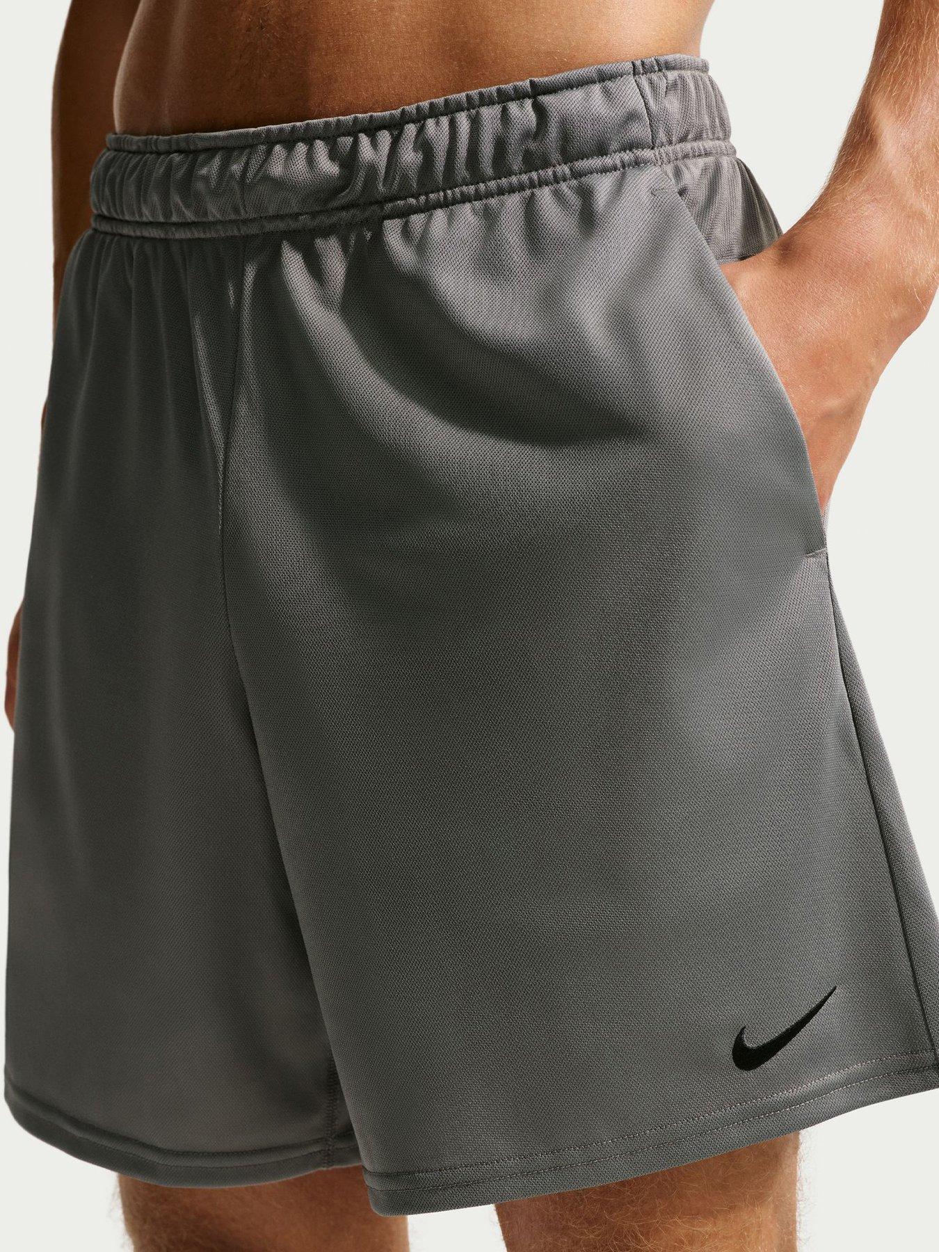 nike-mens-training-dri-fit-flex-7-inch-short-greyoutfit