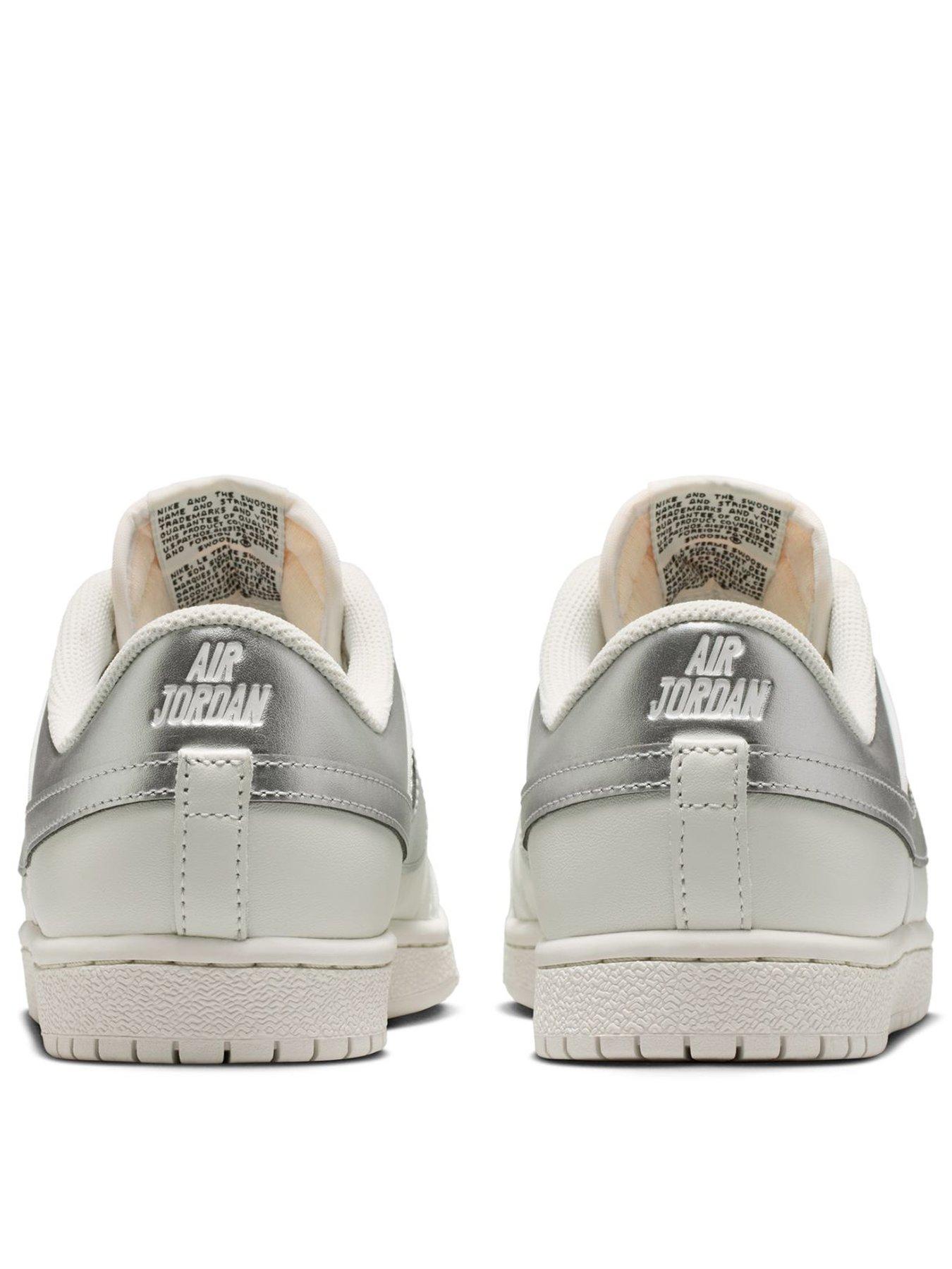 jordan-womens-skyline-low-shoes-whiteback
