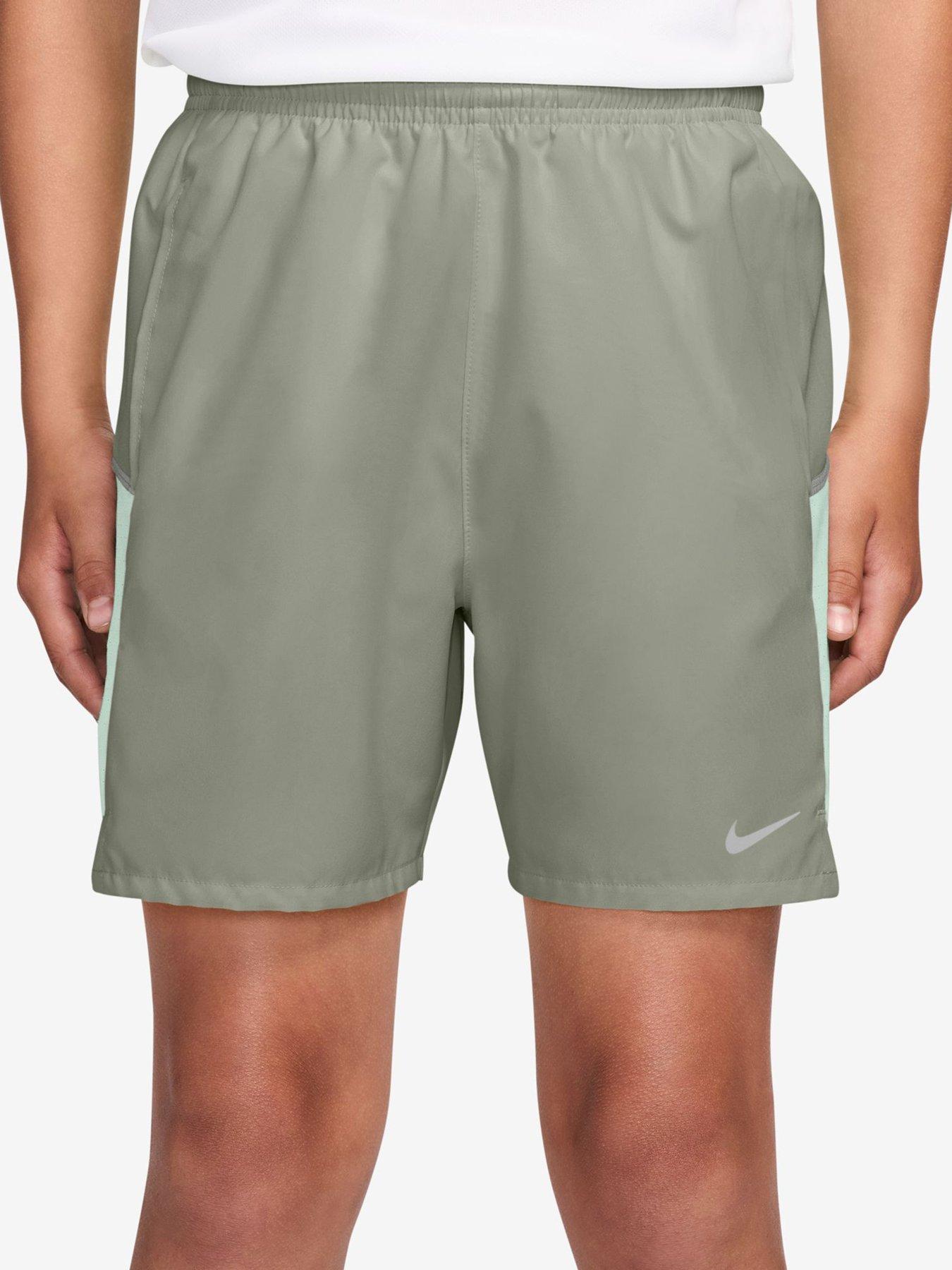 nike-junior-boys-dri-fit-training-shorts-greenoutfit