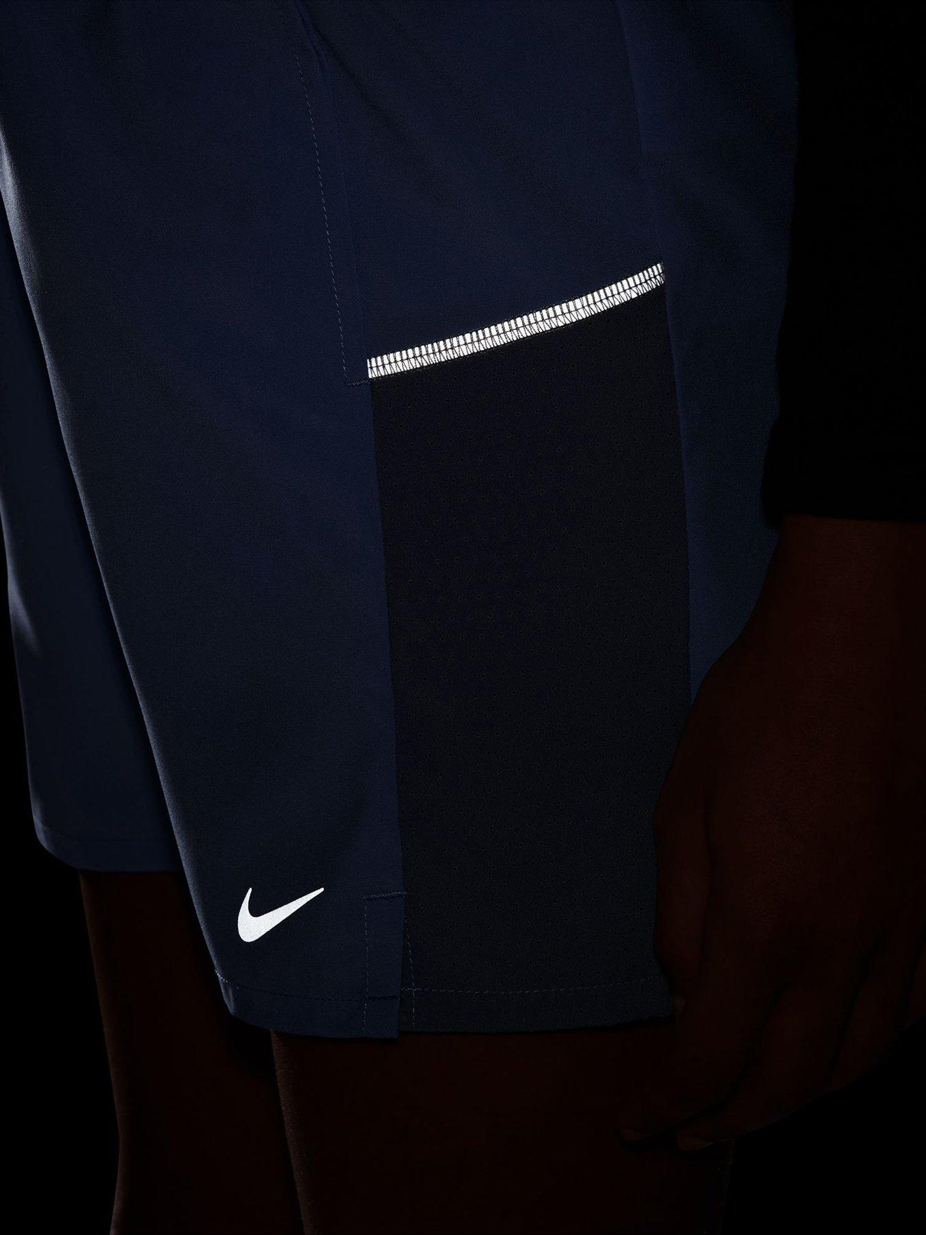 nike-junior-boys-dri-fit-training-shorts-bluedetail