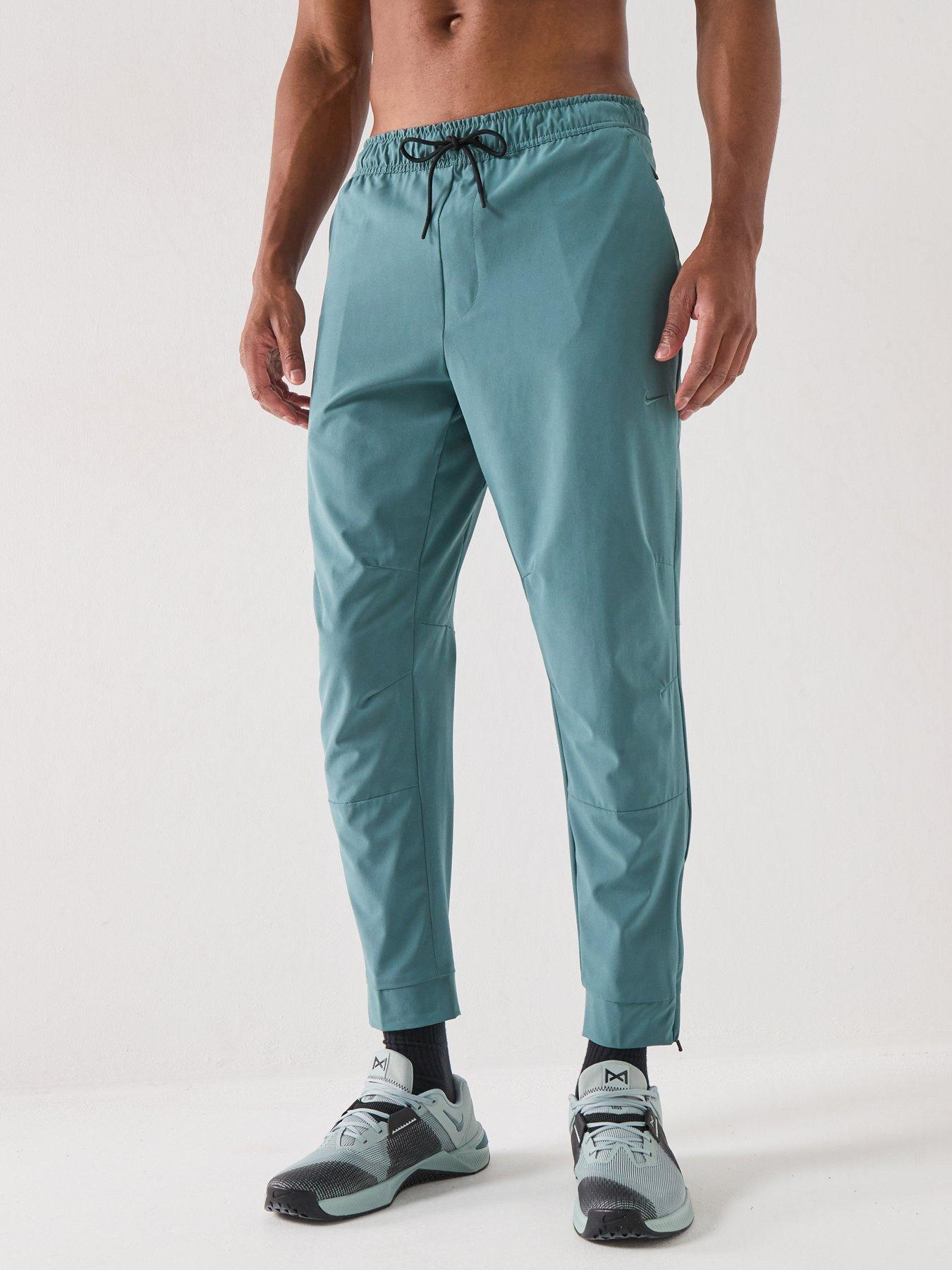 nike-mens-training-repel-hooded-versatile-jacket-greenfront