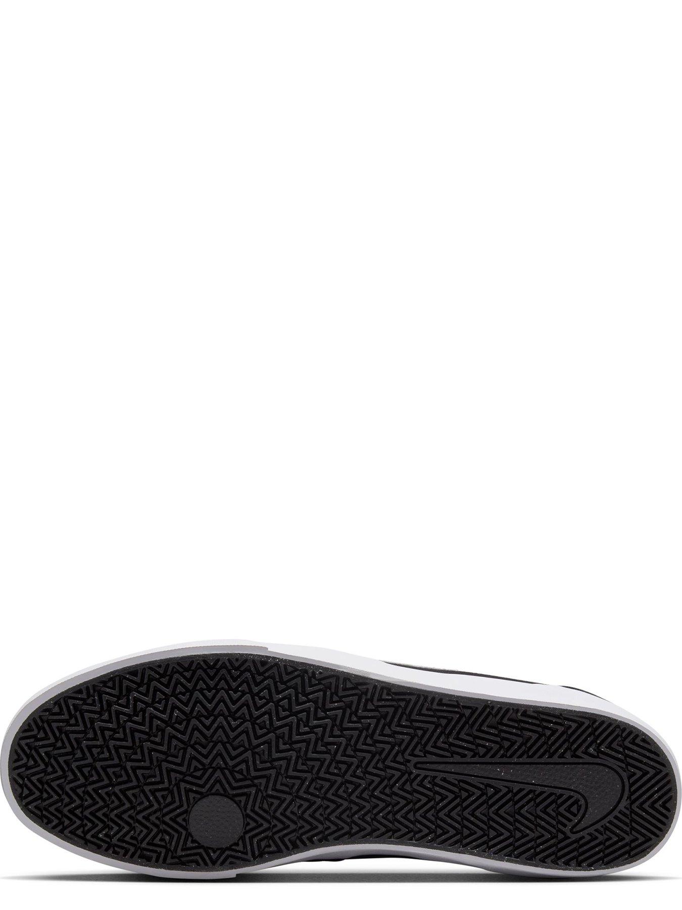 nike-mens-charge-suede-trainers-blackdetail