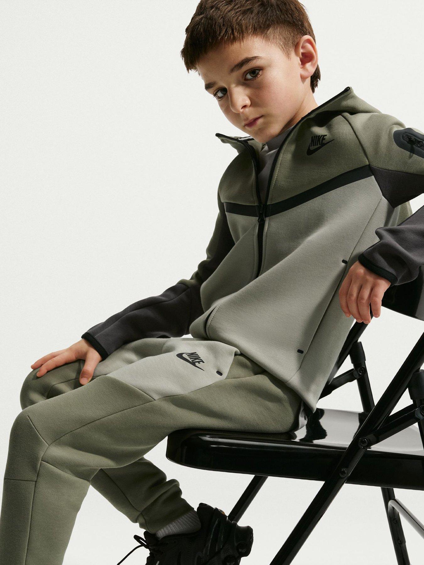 Image 4 of 5 of Nike Big Kids Tech Fleece Joggers - Green