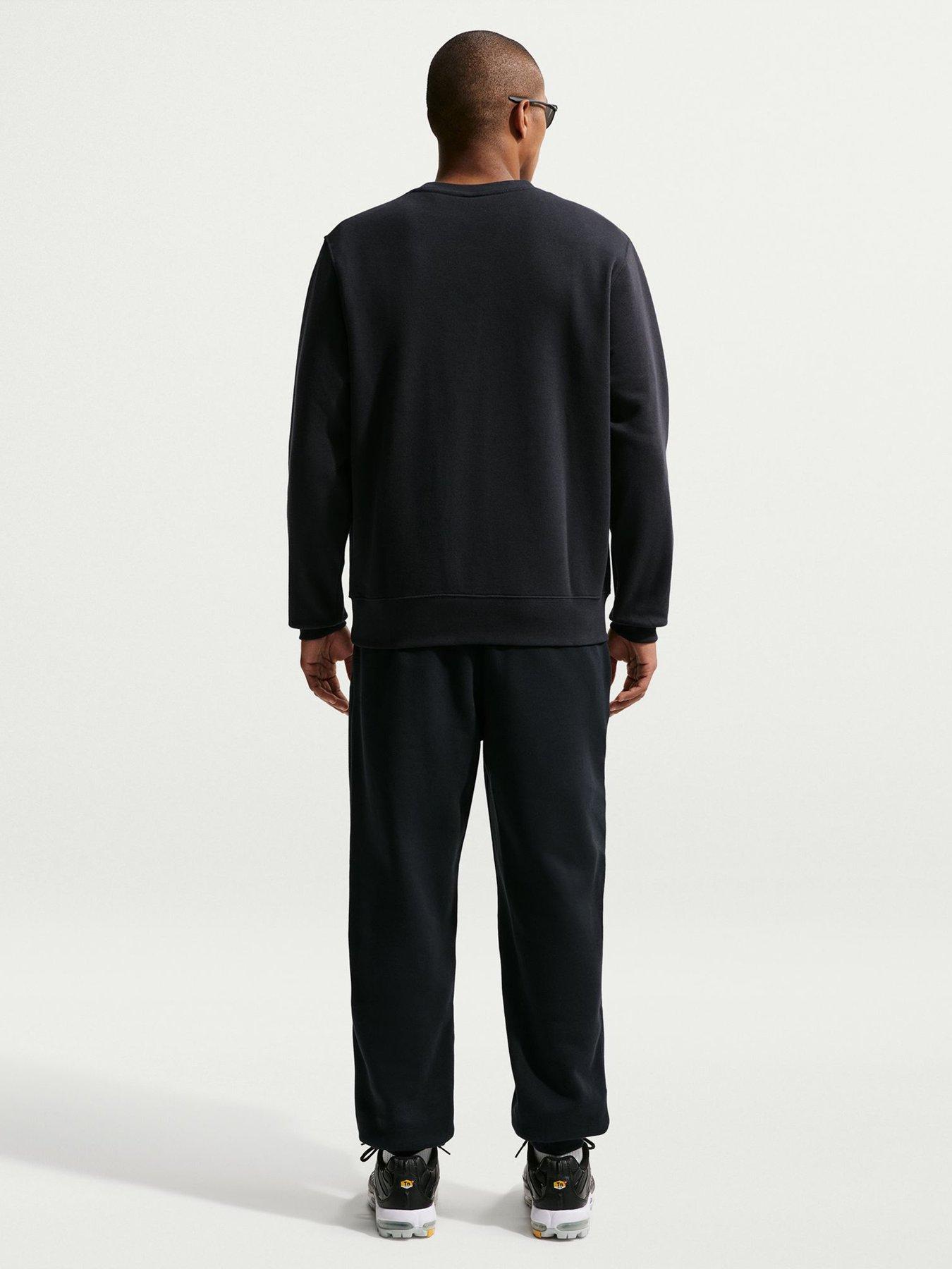nike-mens-club-joggers-blackoutfit