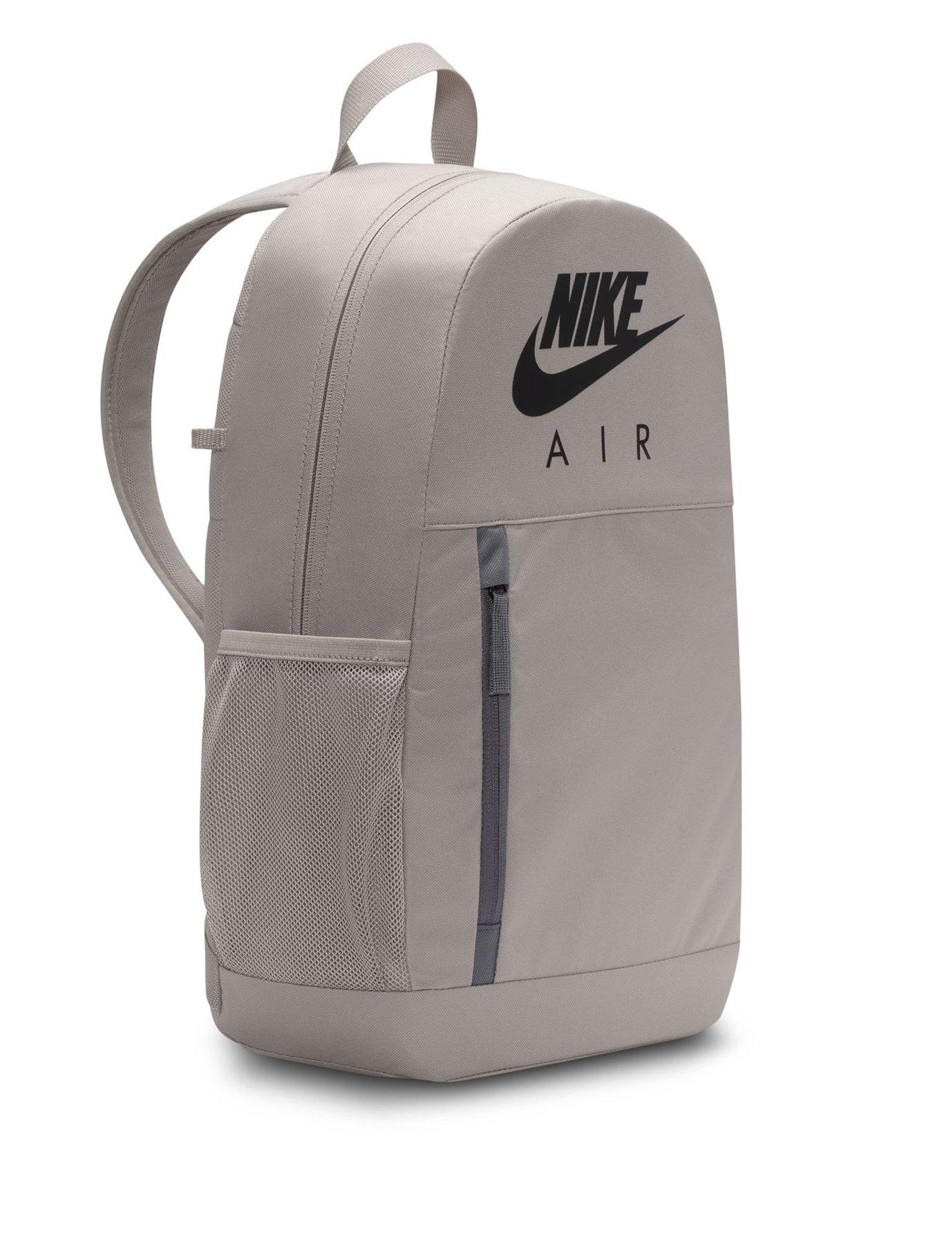 nike-kids-elemental-backpack-20l-greyoutfit