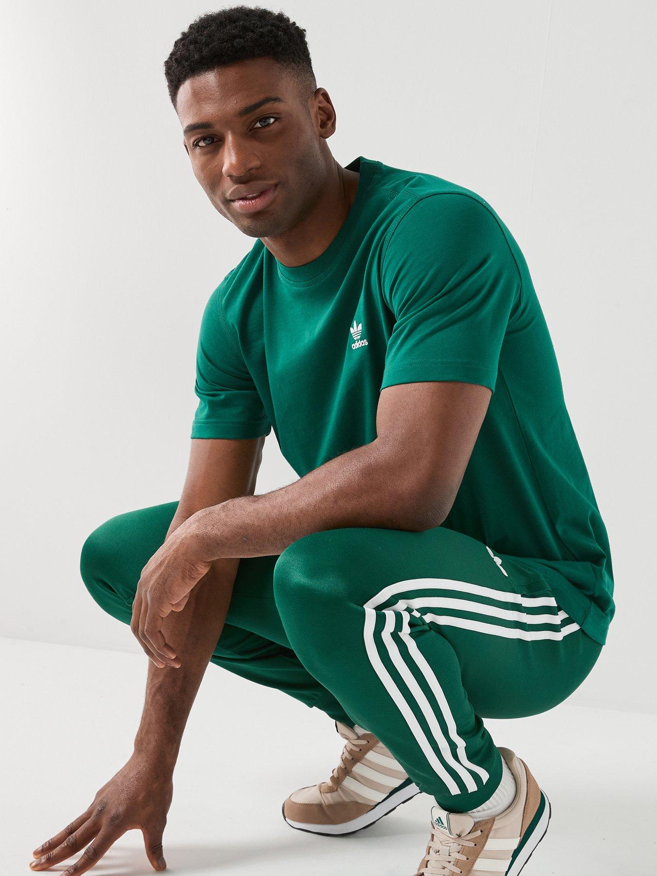 adidas-originals-mens-trefoil-essentials-t-shirt-greenoutfit