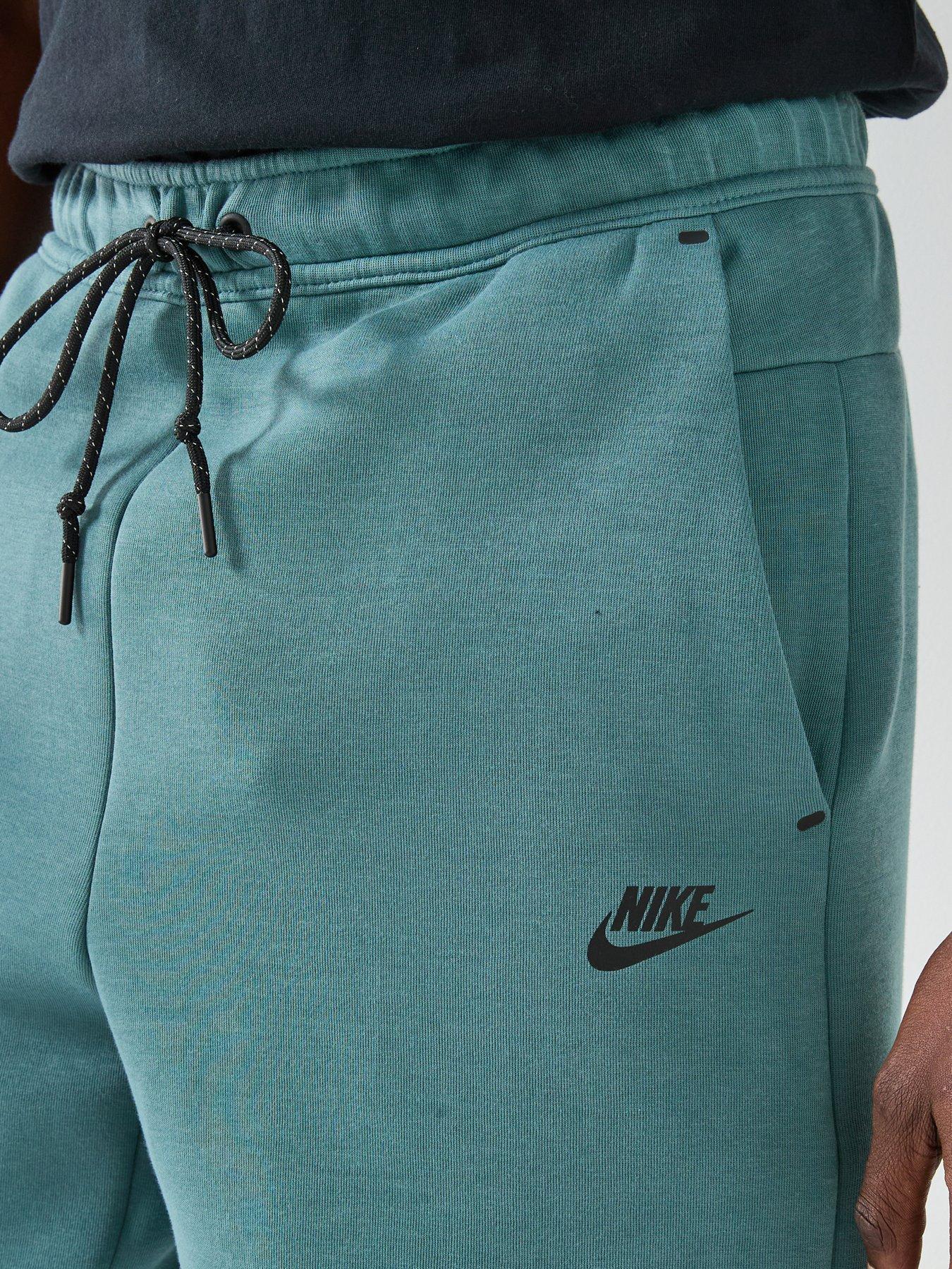 Image 4 of 5 of Nike Mens Tech Fleece Shorts - Green