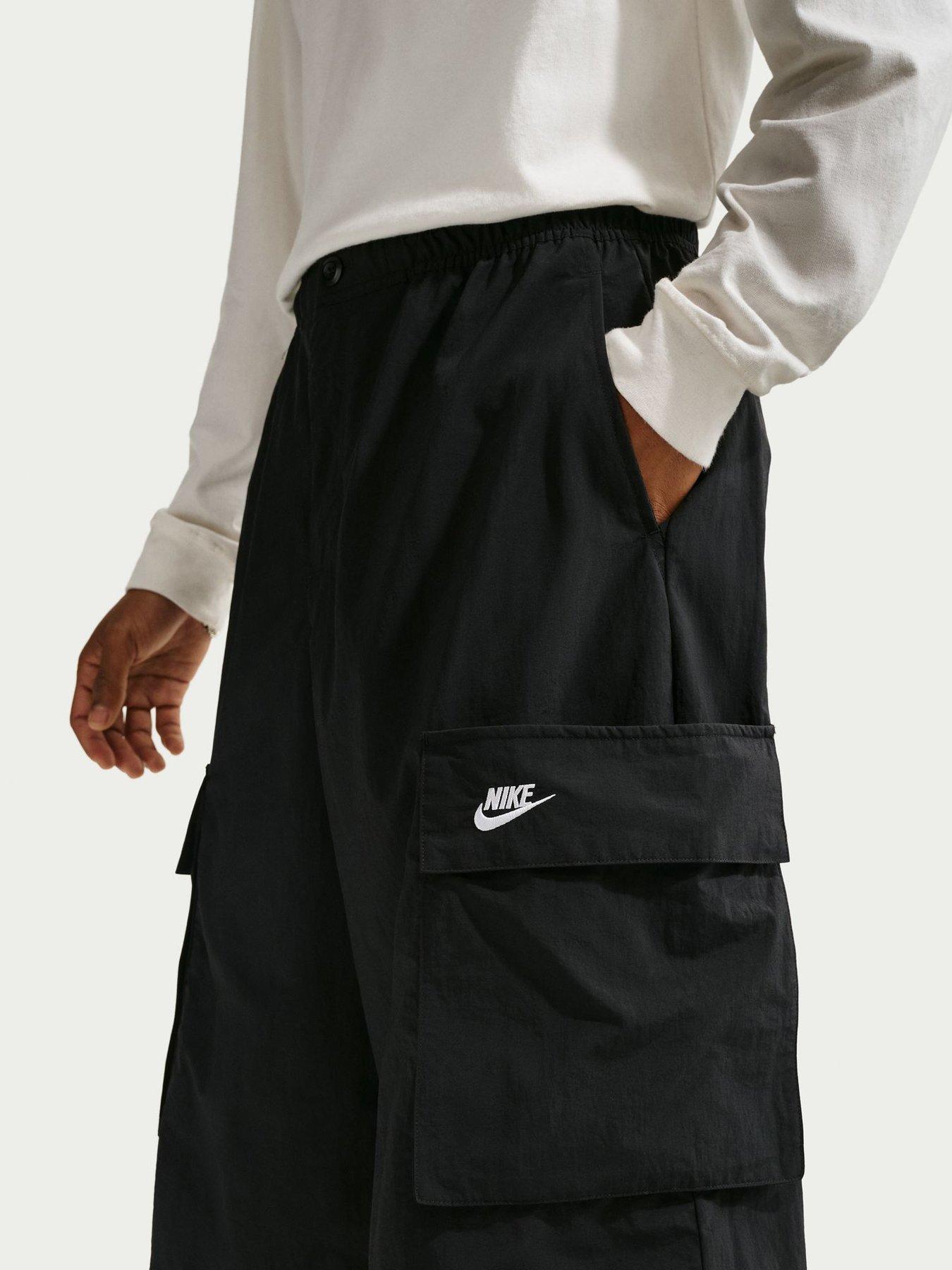 nike-mens-club-oversized-cargo-shorts-blackfront