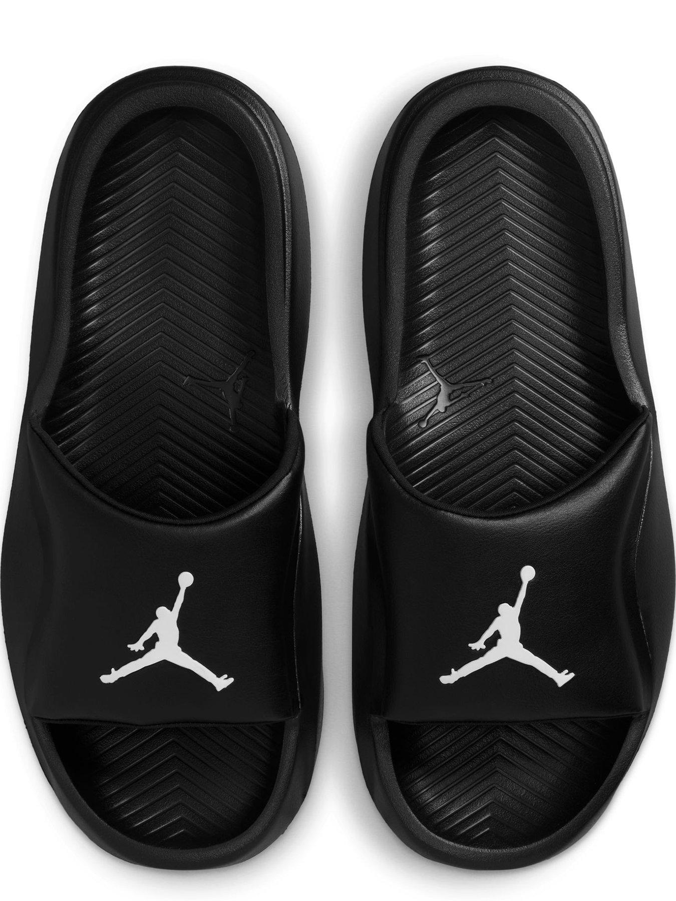 jordan-nike-mens-franchise-slides-blackoutfit