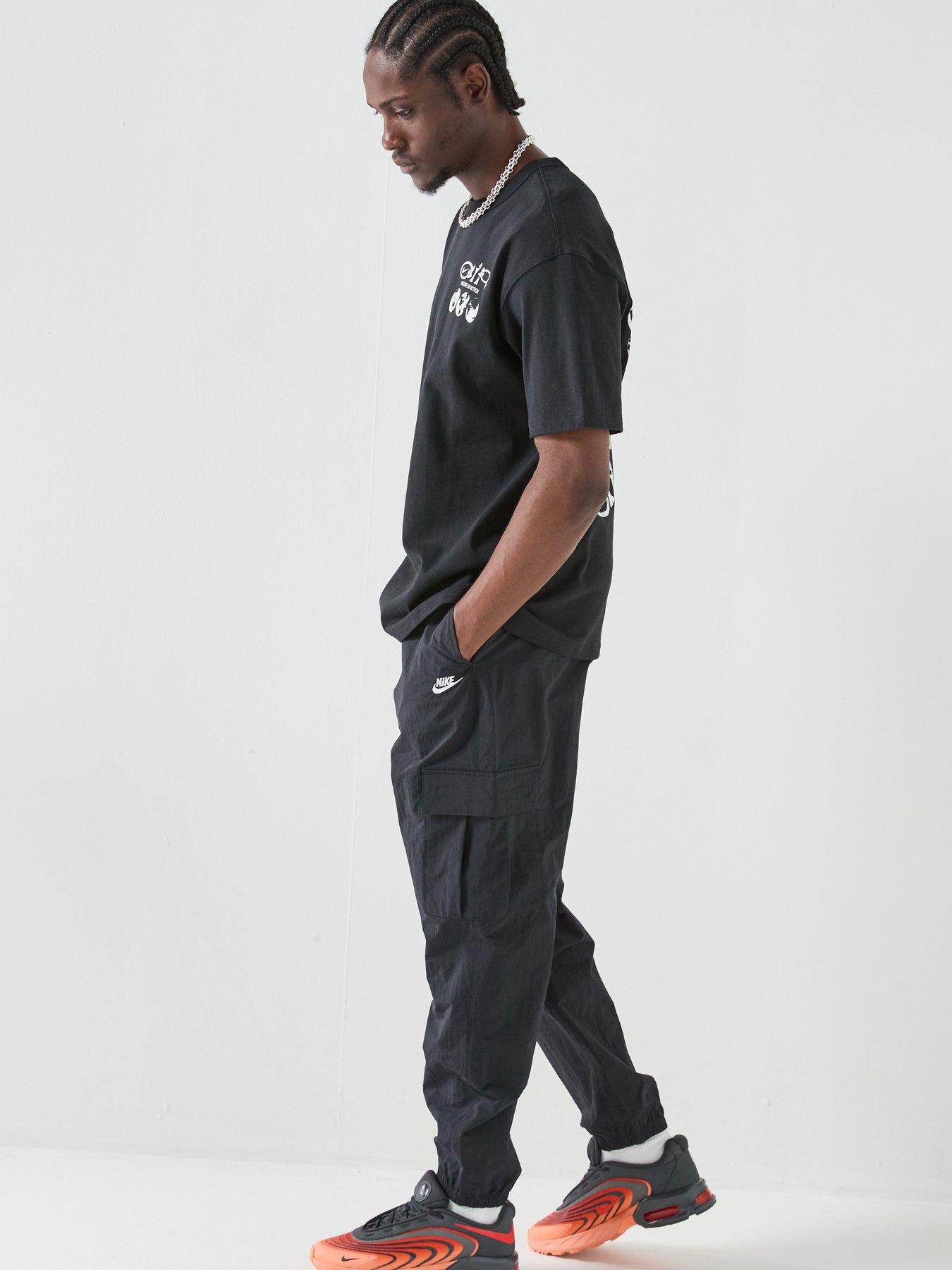 nike-mens-club-woven-cargo-pants-blackdetail