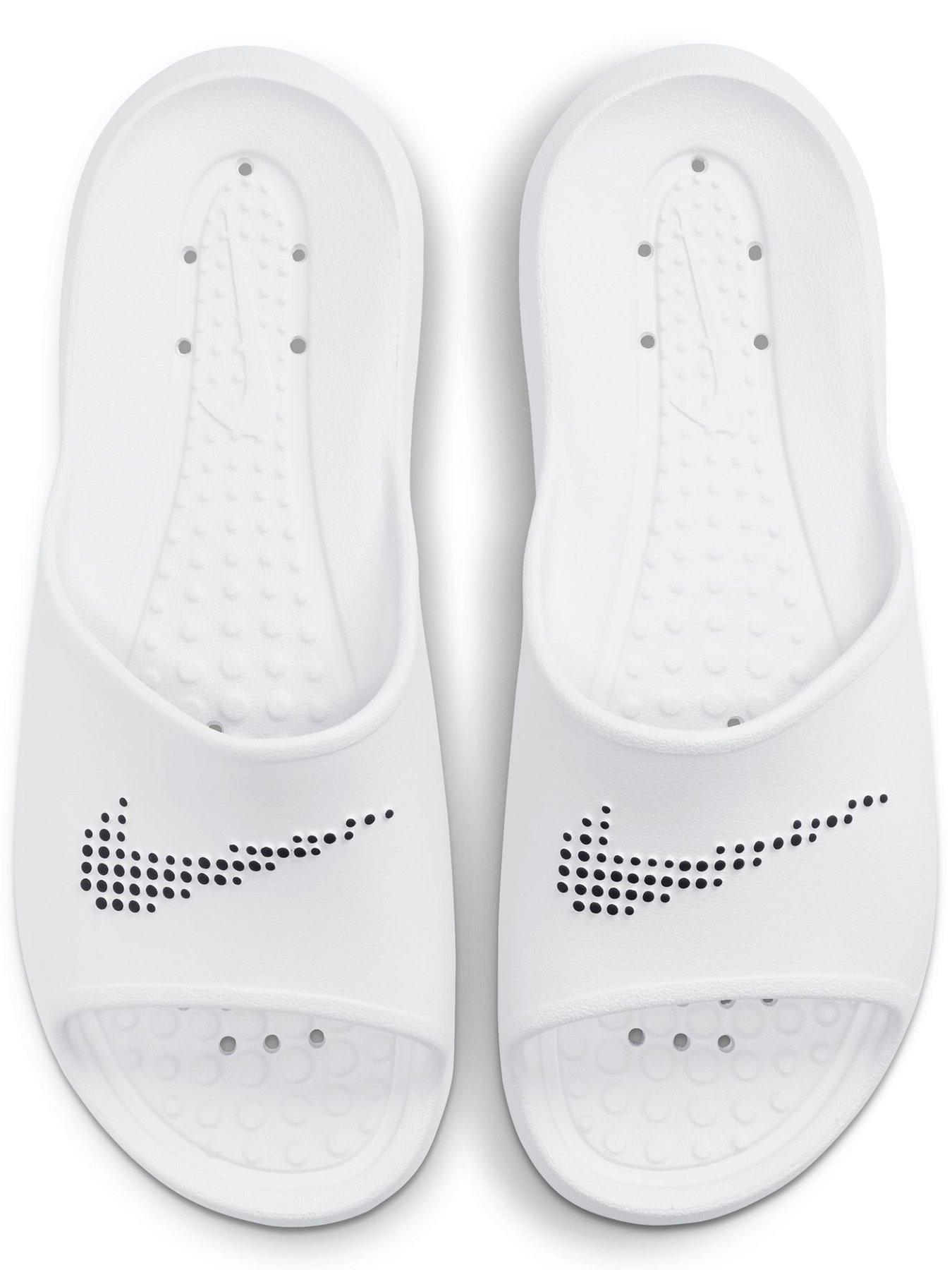 nike-mens-nike-victori-one-trainers-whiteoutfit