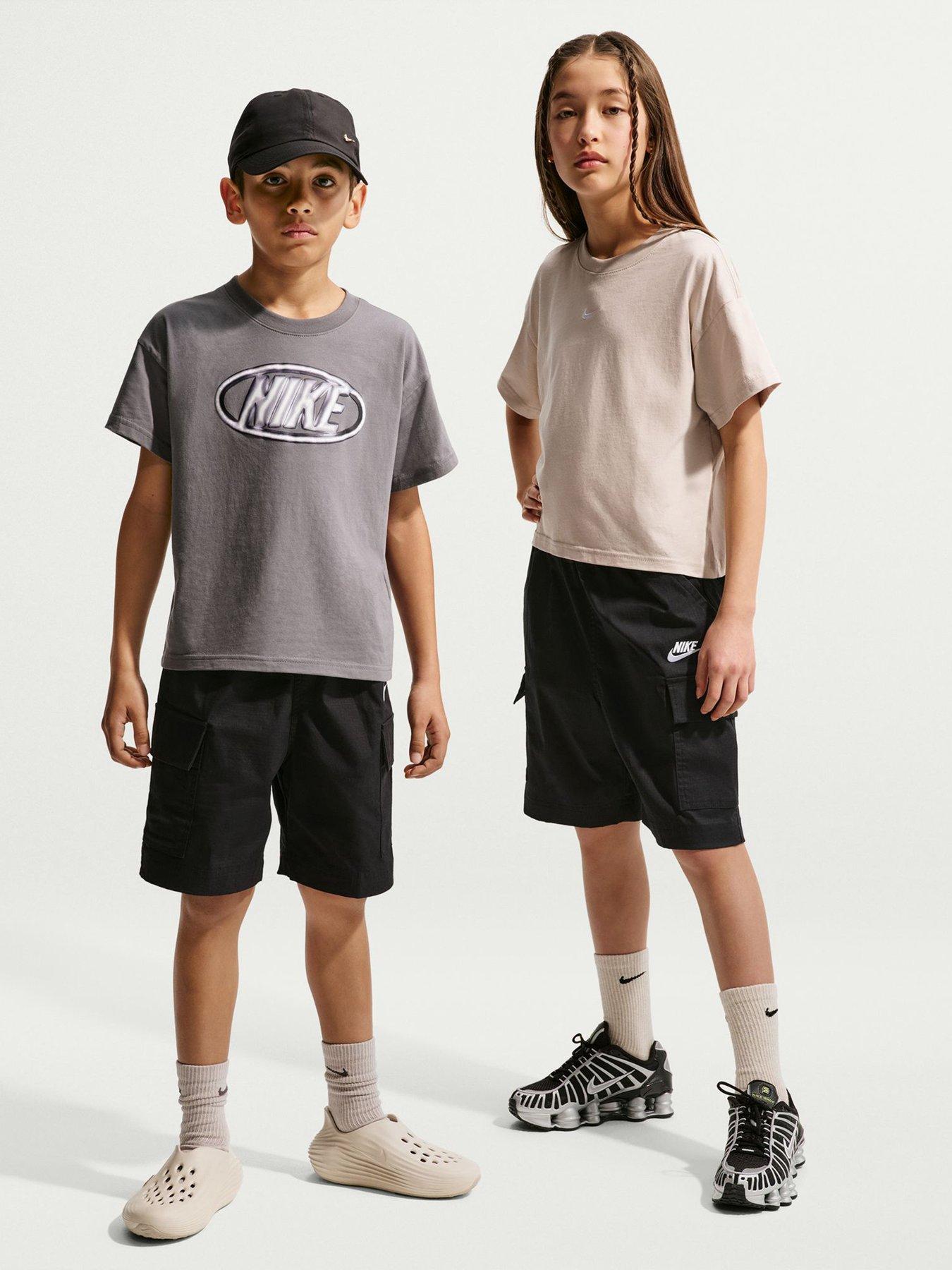 Nike Big Kids Sportswear Club Woven Cargo Shorts - Black in Black/White