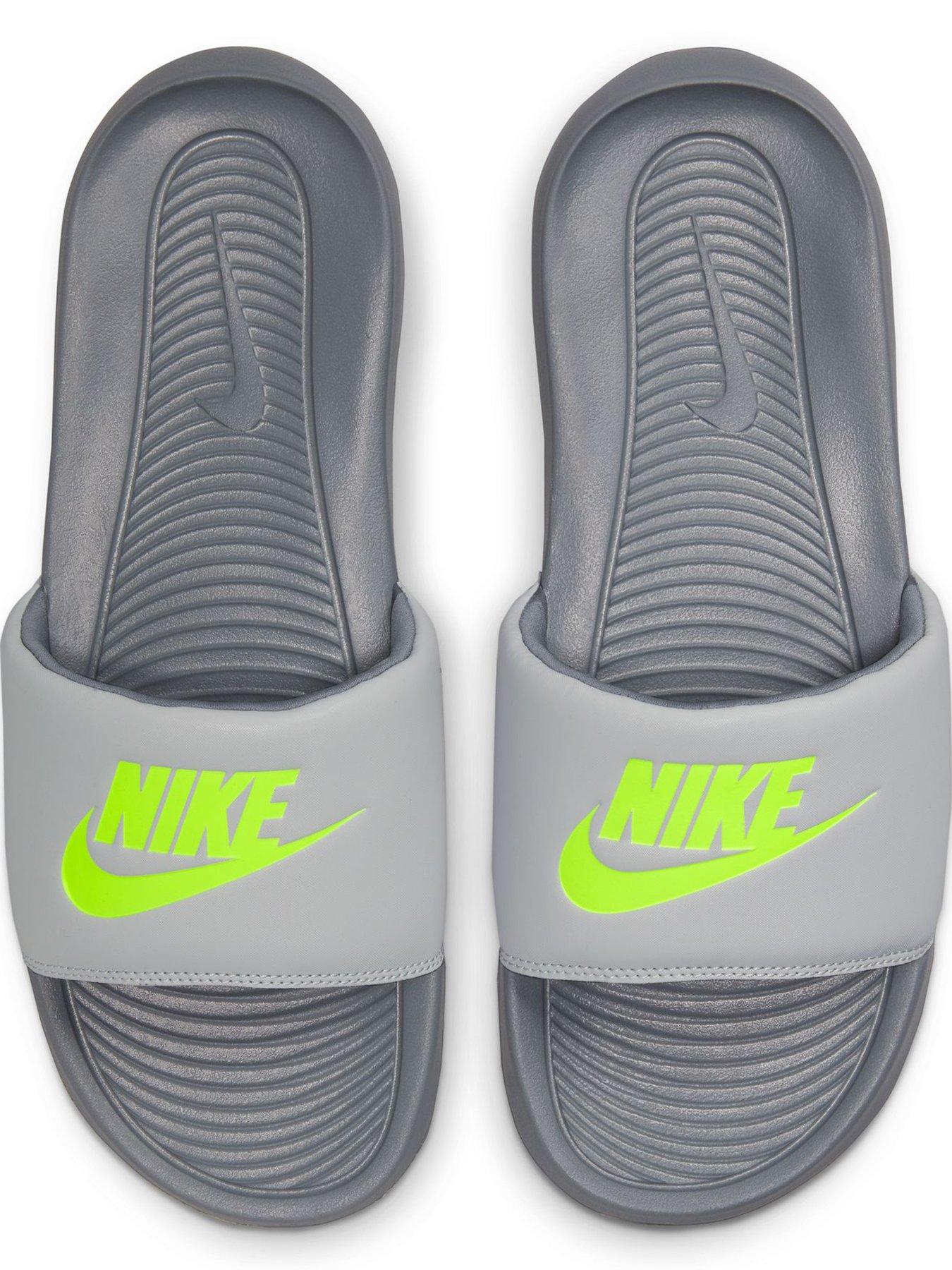 Image 2 of 5 of Nike Mens Victori One Slides - Black