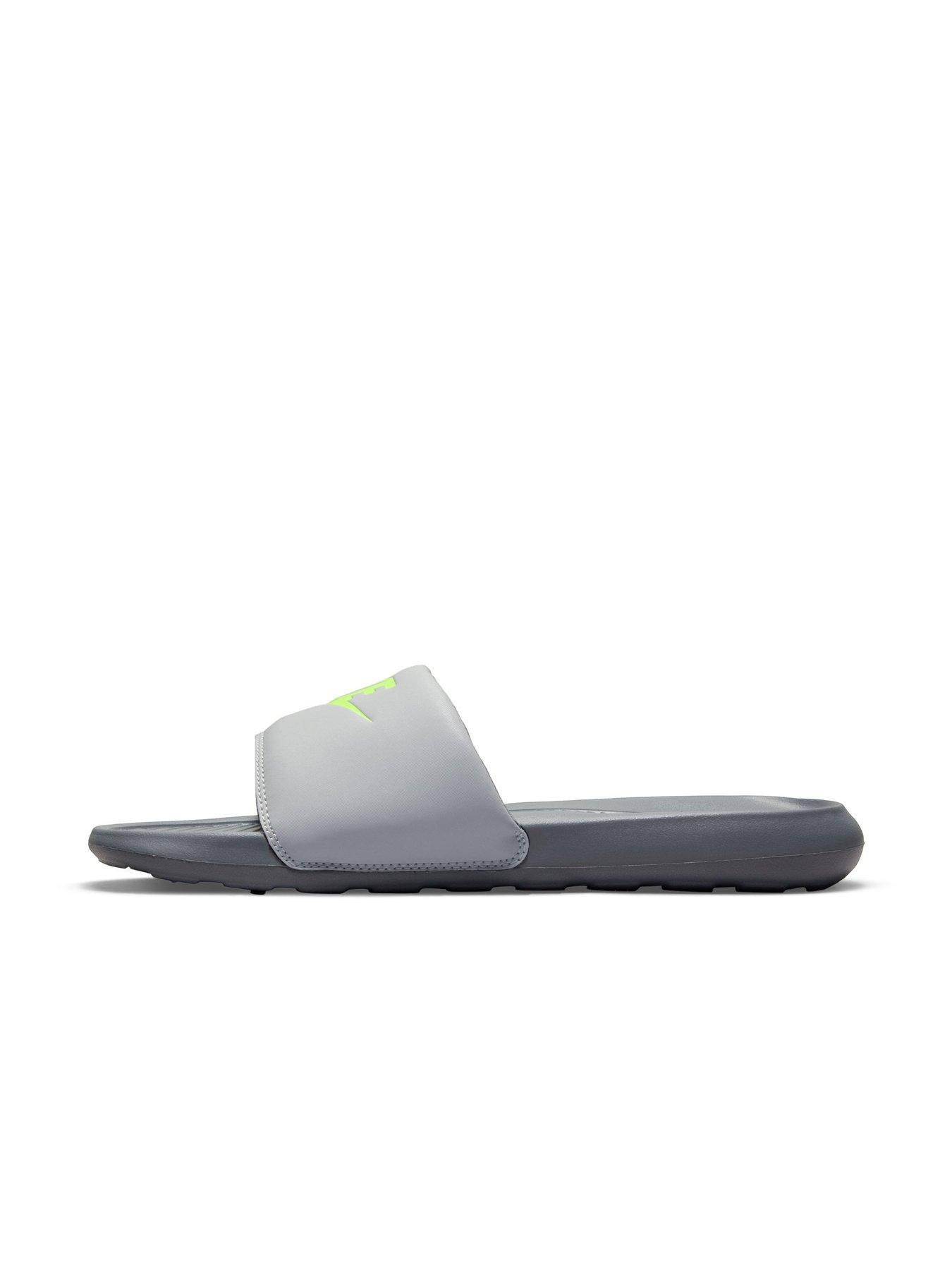 Image 5 of 5 of Nike Mens Victori One Slides - Black