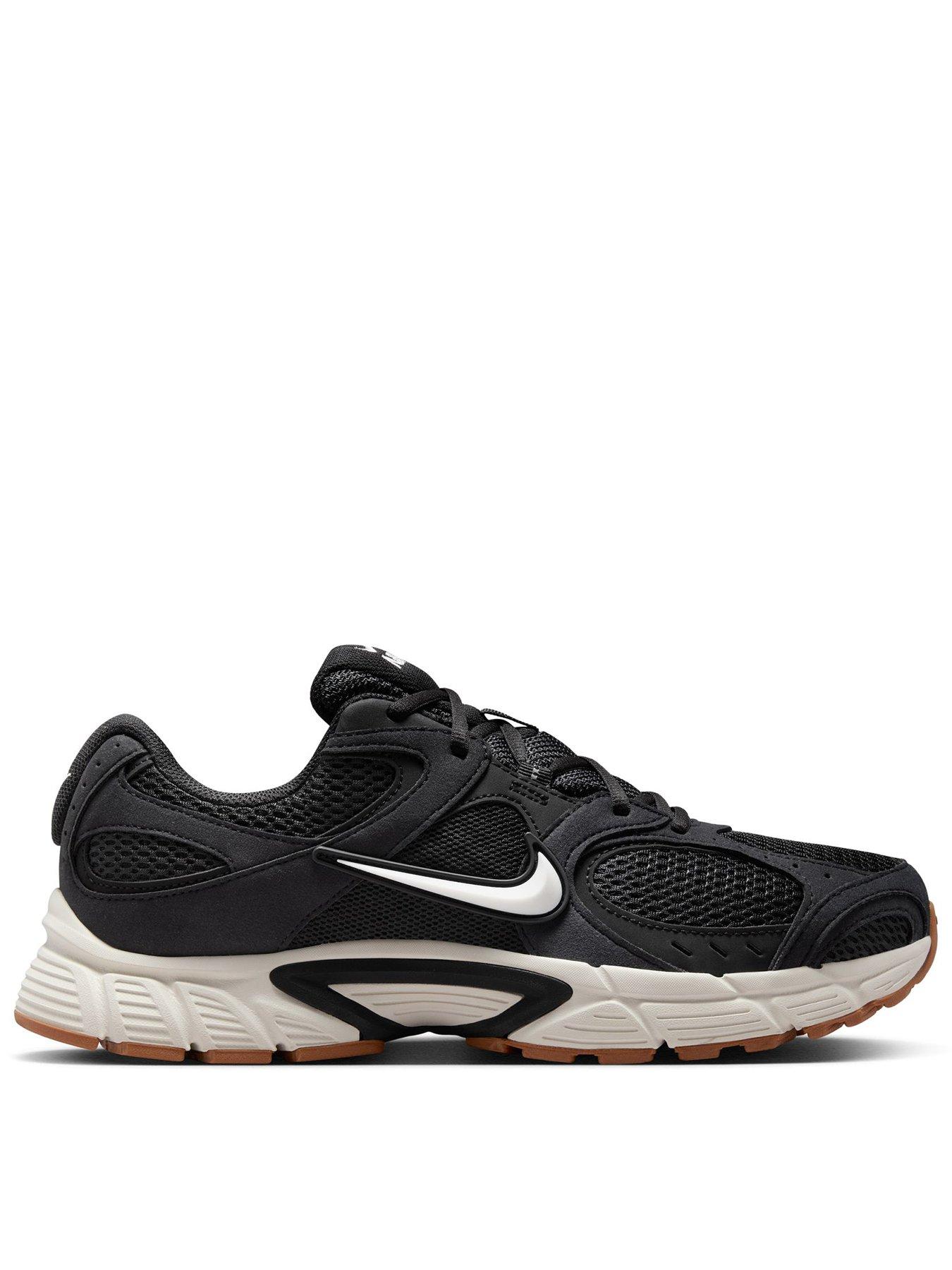 Image 1 of 7 of Nike Mens V5 RNR Trainers - Black