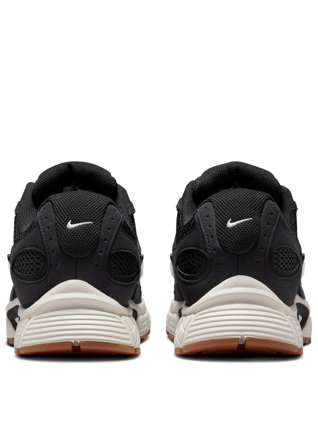 Image 3 of 7 of Nike Mens V5 RNR Trainers - Black