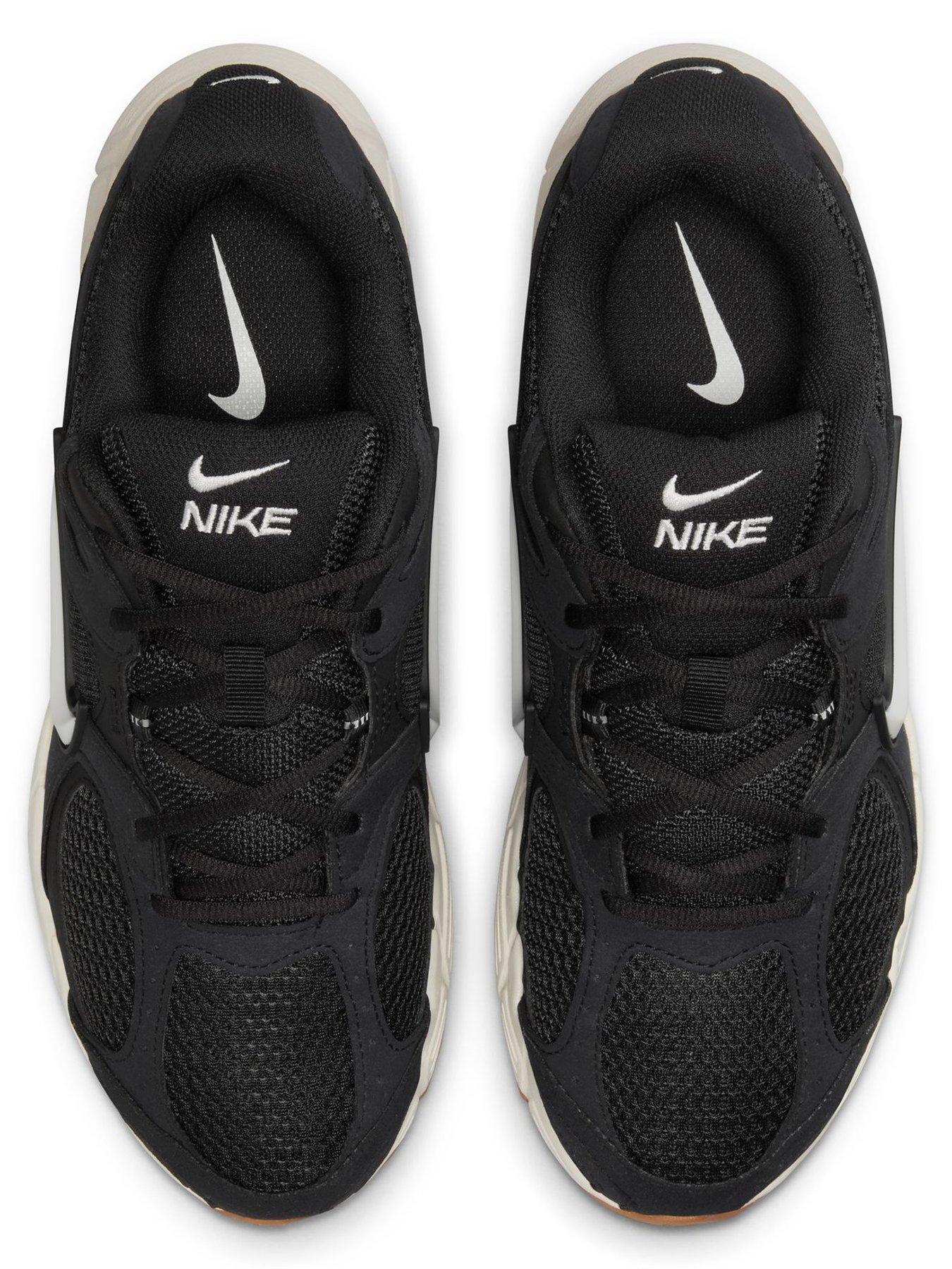 Image 4 of 7 of Nike Mens V5 RNR Trainers - Black