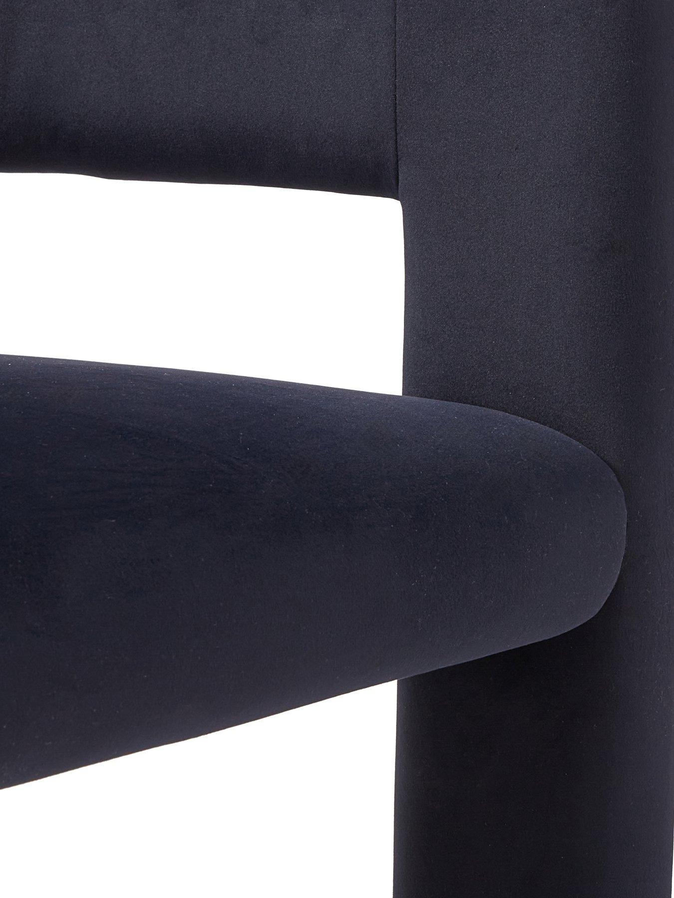 the-very-collection-nell-velvet-dining-chair-navydetail