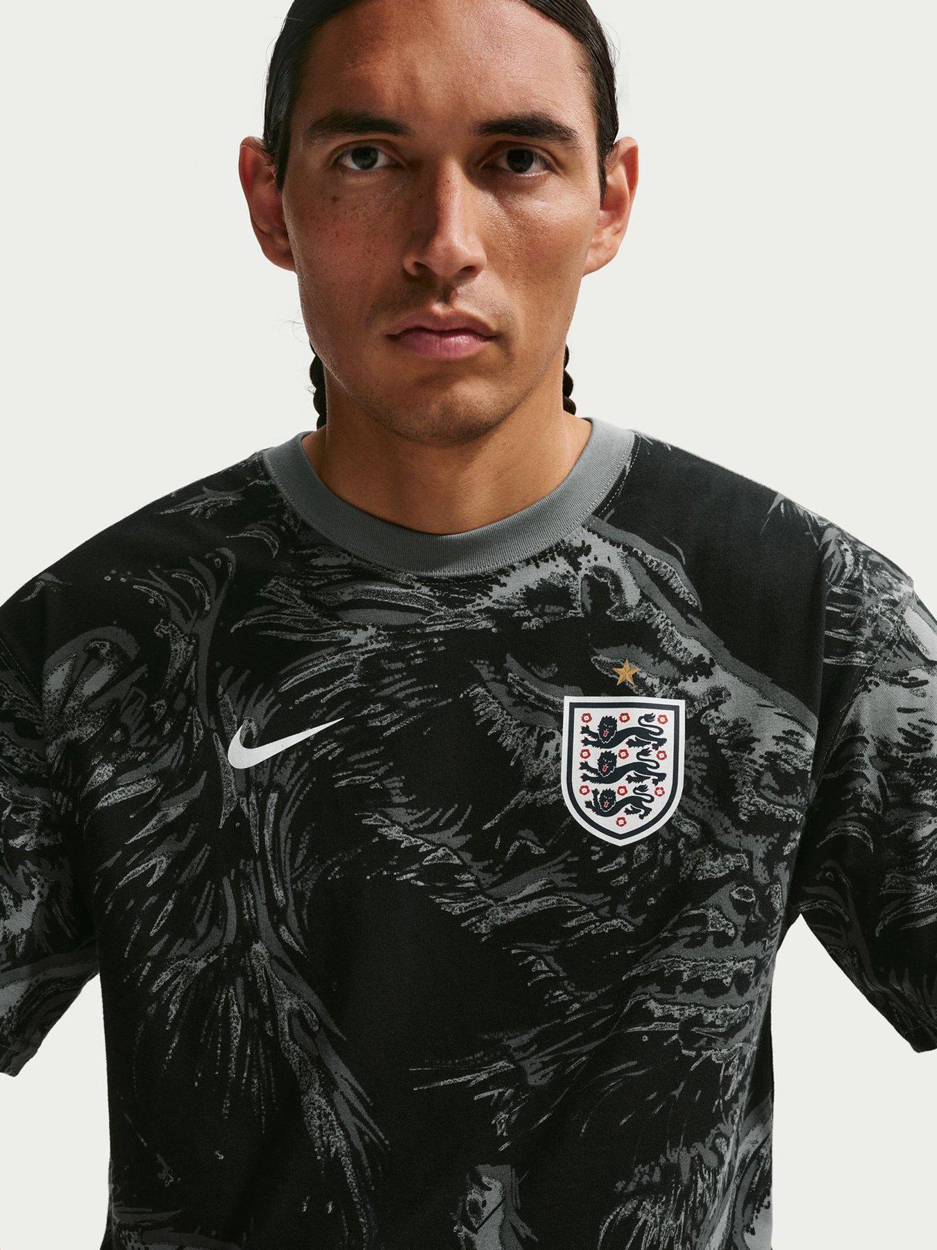 Image 5 of 5 of Nike Men's England AOP T-Shirt - Black