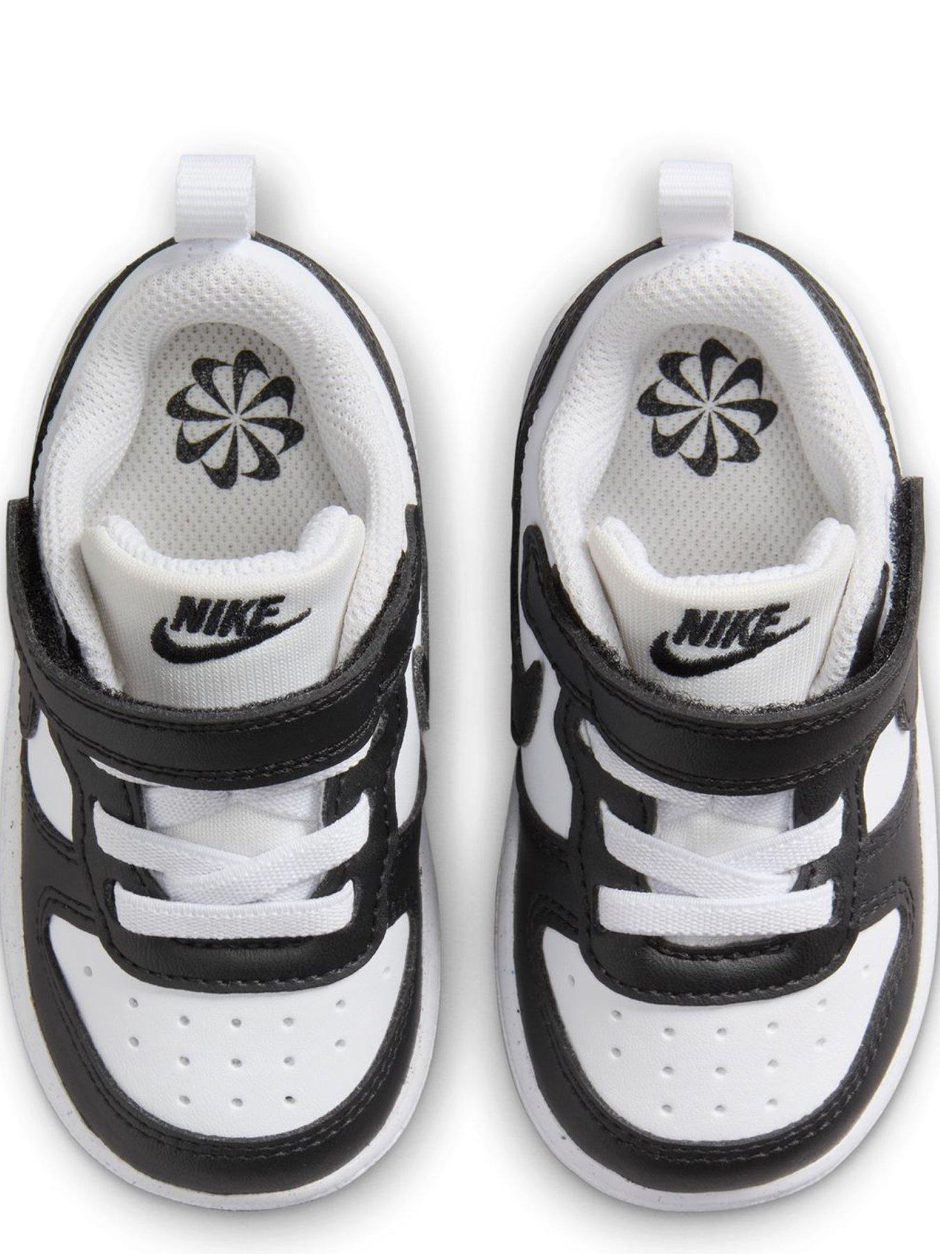 Image 4 of 7 of Nike Little Kids Nike Court Borough Low Trainers - White