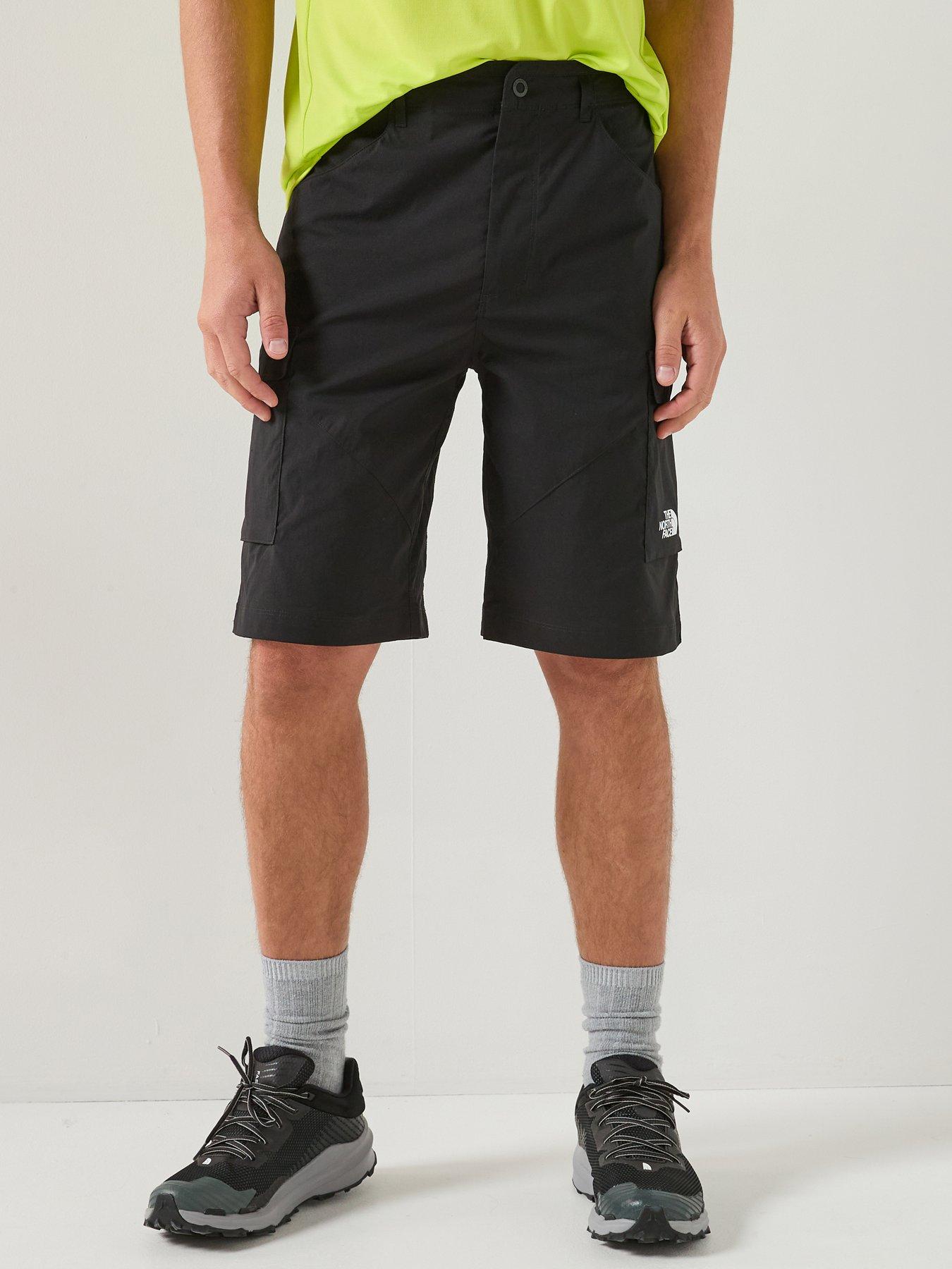 the-north-face-mens-exploration-cargo-shorts-blackfront
