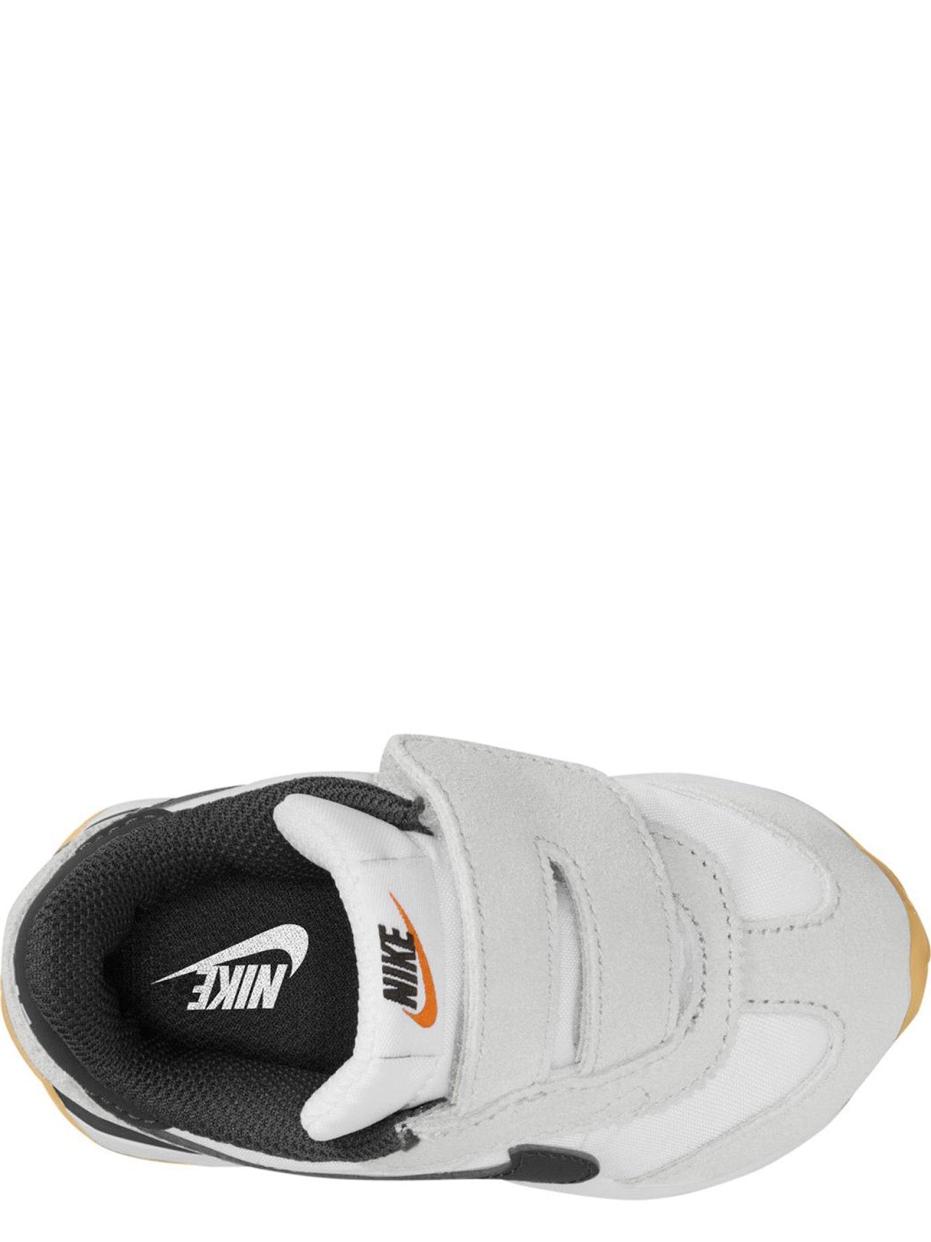 nike-babytoddler-pacific-shoes-whiteoutfit
