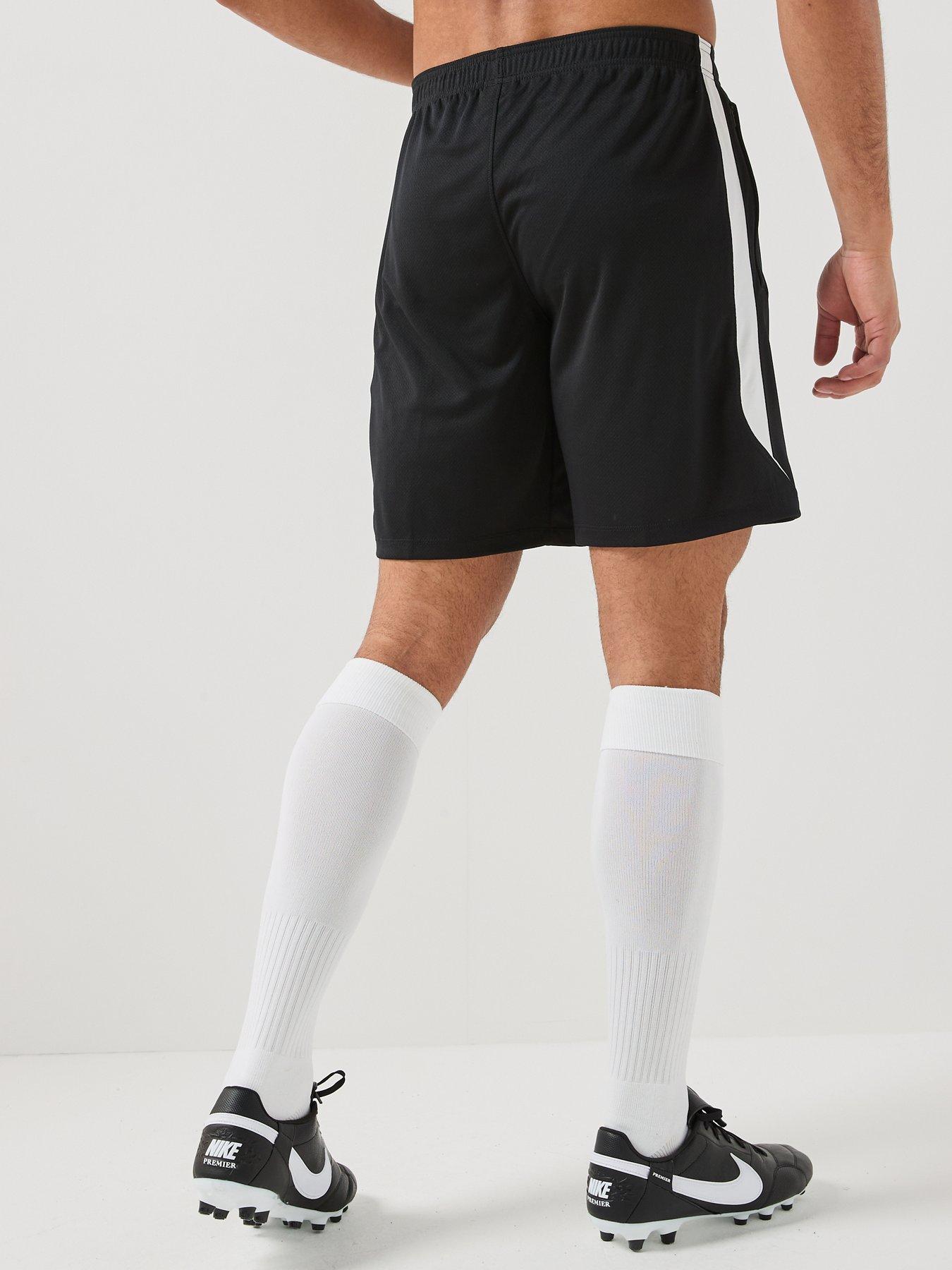 Image 2 of 6 of Nike Me<span style="background-color: initial;">ns Dri-fit Strike Football Shorts - Black</span> <div>&nbsp;</div>