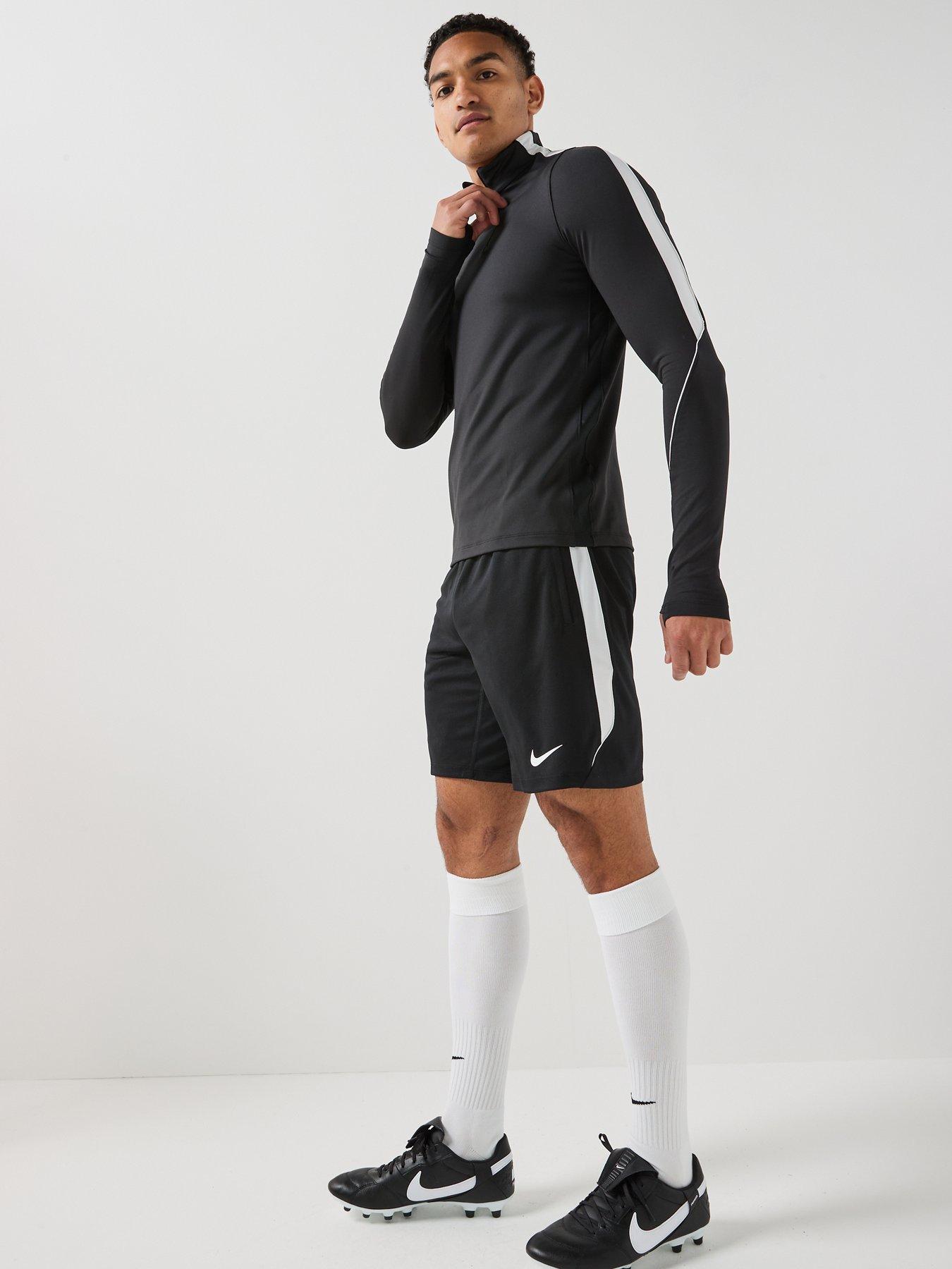 Image 3 of 6 of Nike Me<span style="background-color: initial;">ns Dri-fit Strike Football Shorts - Black</span> <div>&nbsp;</div>