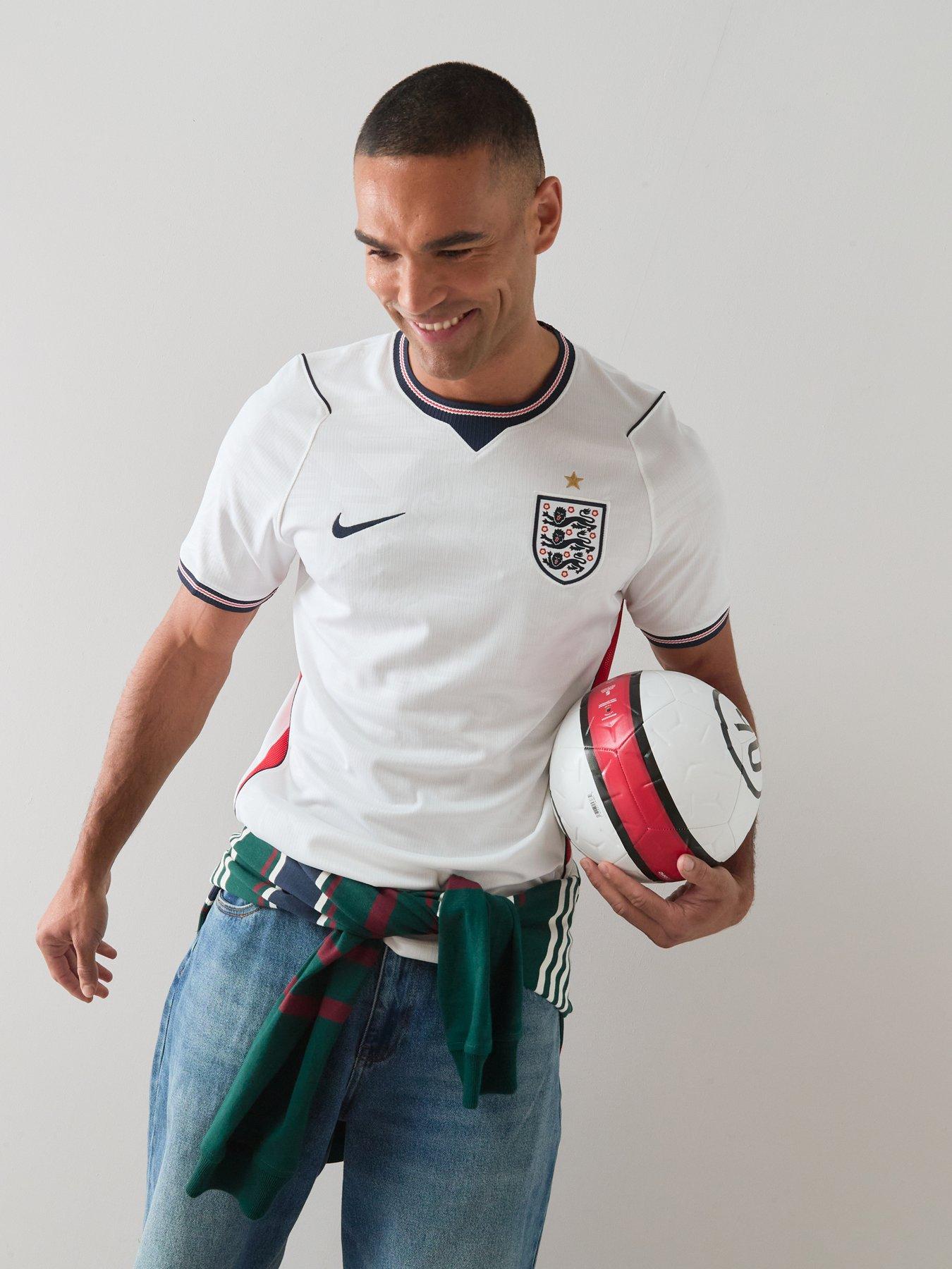 Image 6 of 6 of Nike Men&rsquo;s England 2026 Dri-FIT Stadium Home Shirt &ndash; White