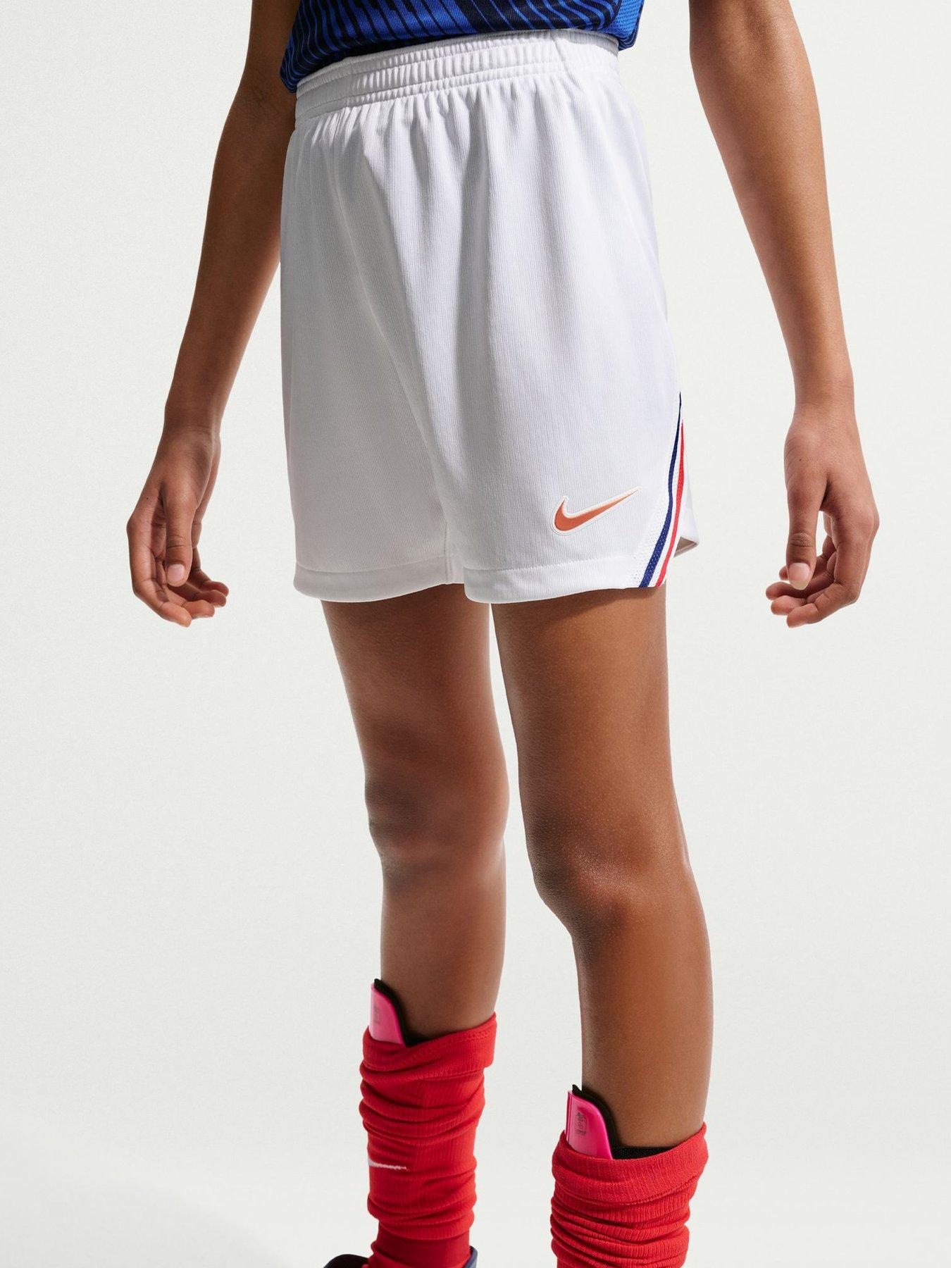 Image 6 of 6 of Nike Older Kids France 2026 Dri-FIT Stadium Home Shorts &ndash; White