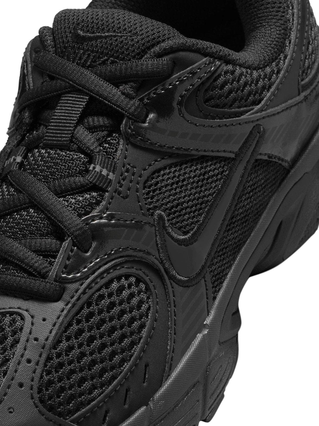 Image 6 of 8 of Nike Big Kids' V5 RNR Trainers - Black