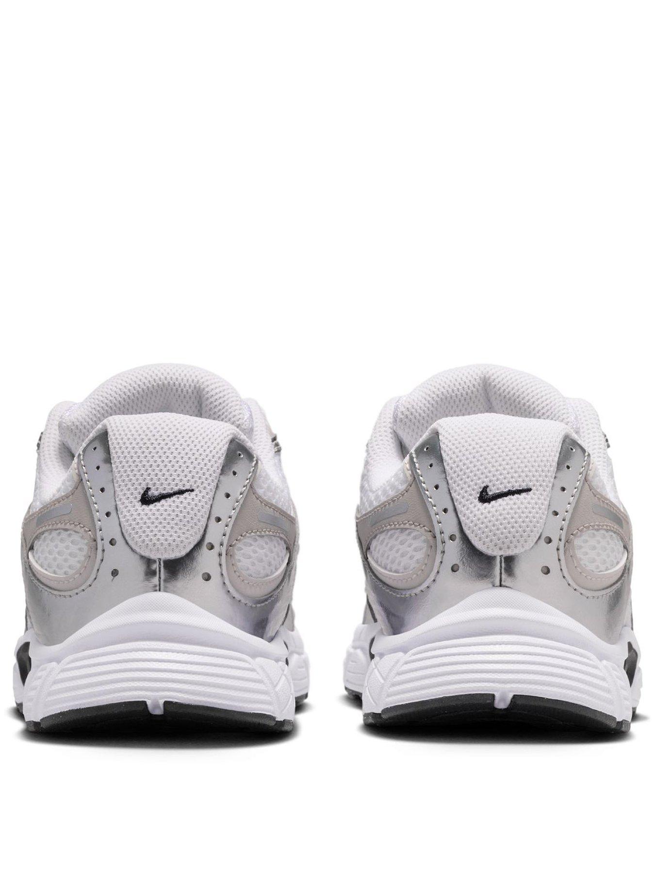 Image 3 of 7 of Nike Big Kids' V5 RNR Shoes - White